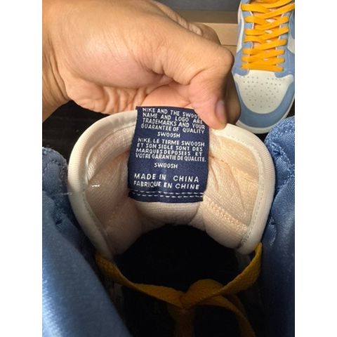 Air Jordan 1 High OG "First in Flight" (WMNS) **PRE-OWNED**
