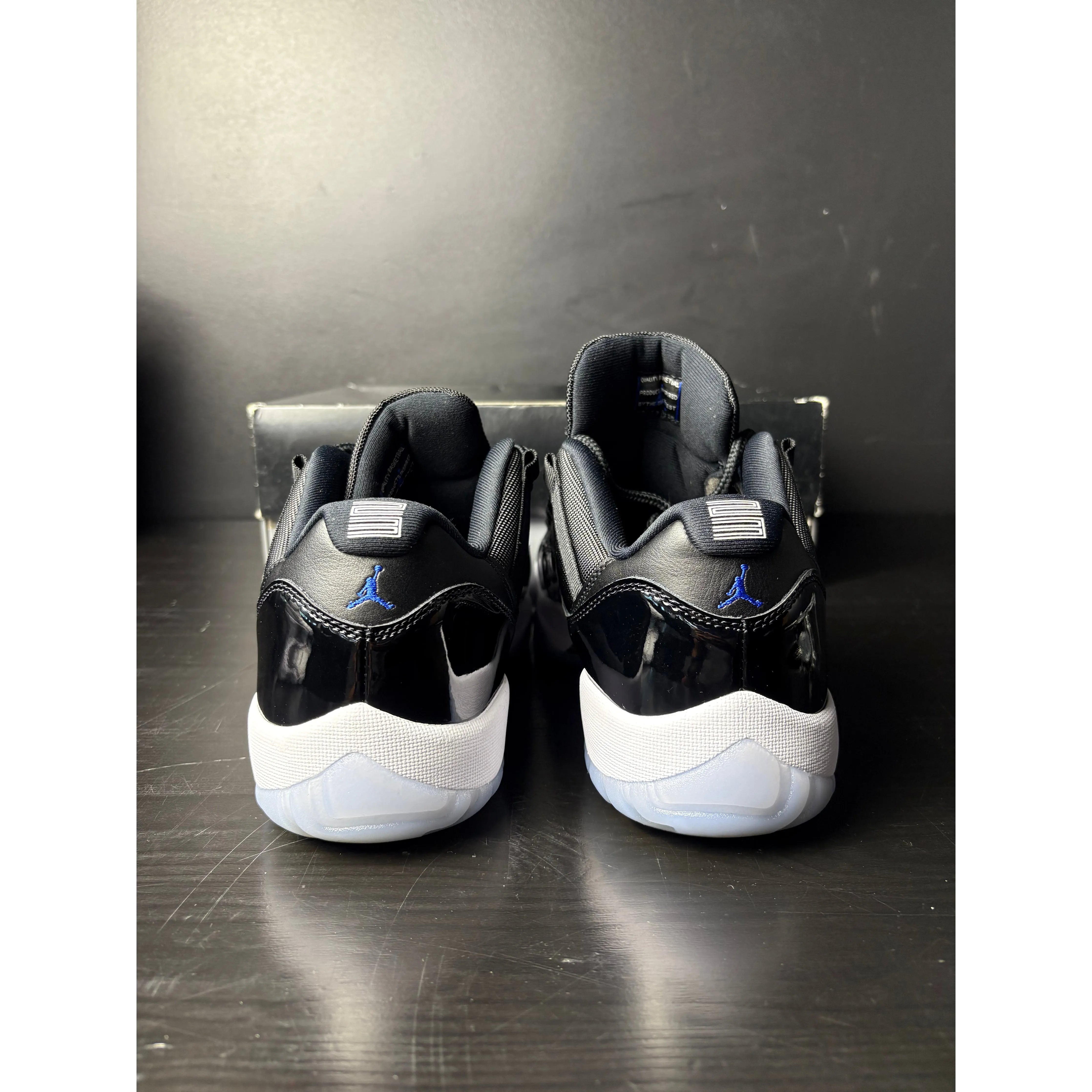 Air Jordan 11 Retro Low "Space Jam" **PRE-OWNED**