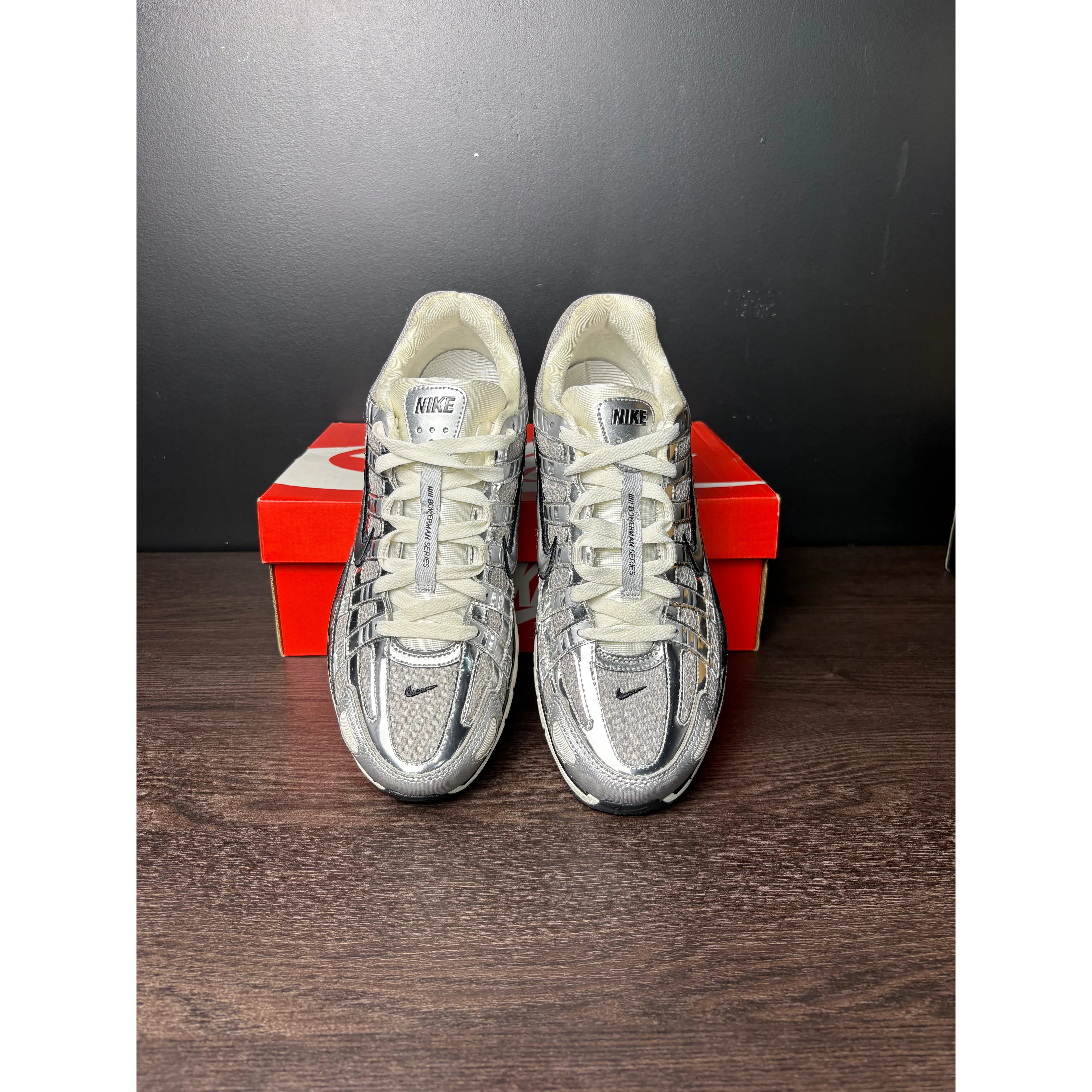 Nike P-6000 "Metallic Silver" **PRE-OWNED**