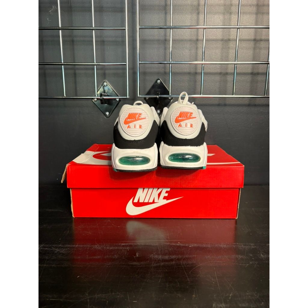 Nike Air Max "Correlate" (Bright Mango) (WMNS) **PRE-OWNED**