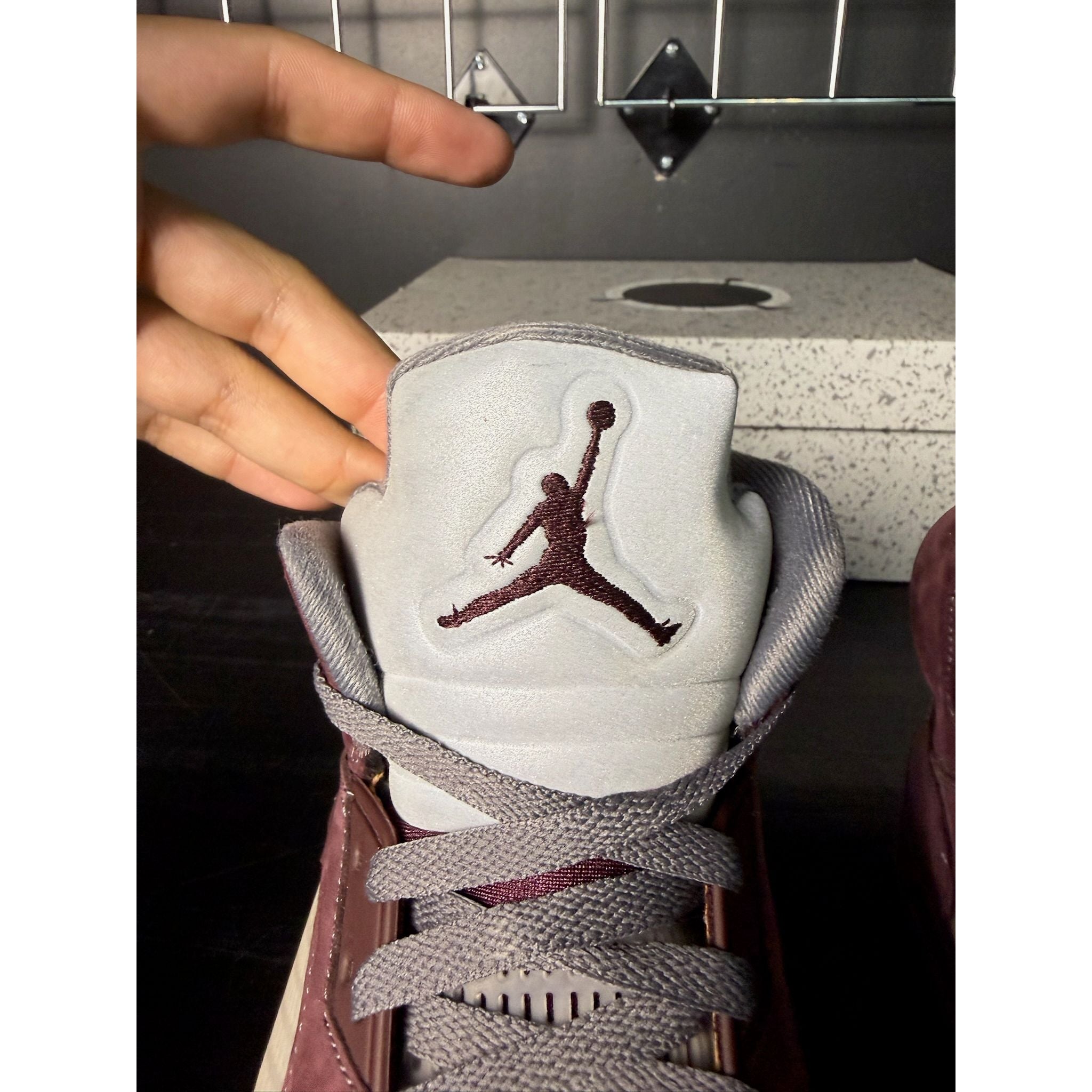 Air Jordan 5 Retro "Burgundy" (2023) **PRE-OWNED**