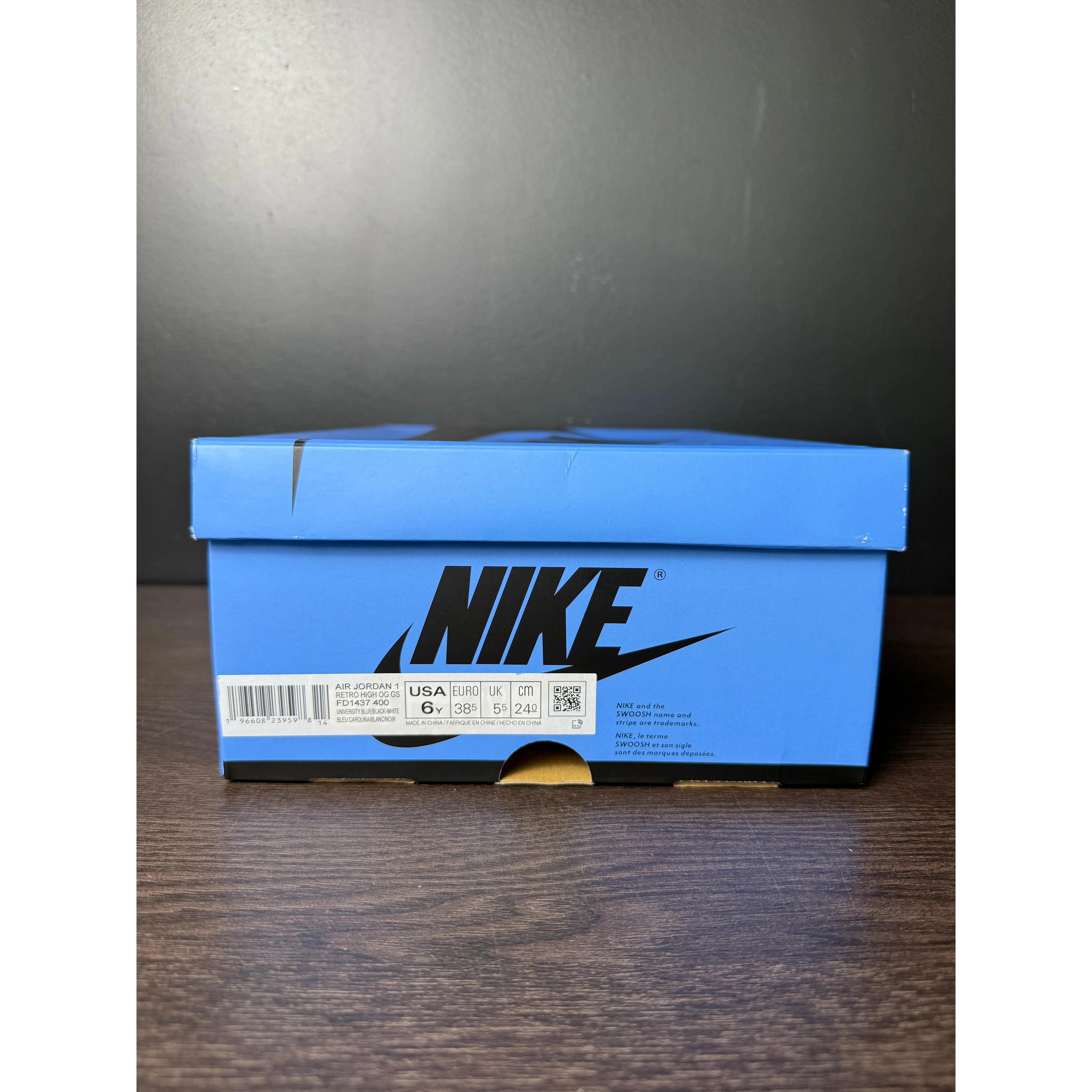 Air Jordan 1 Retro High OG "UNC Toe" (GS) **PRE-OWNED**