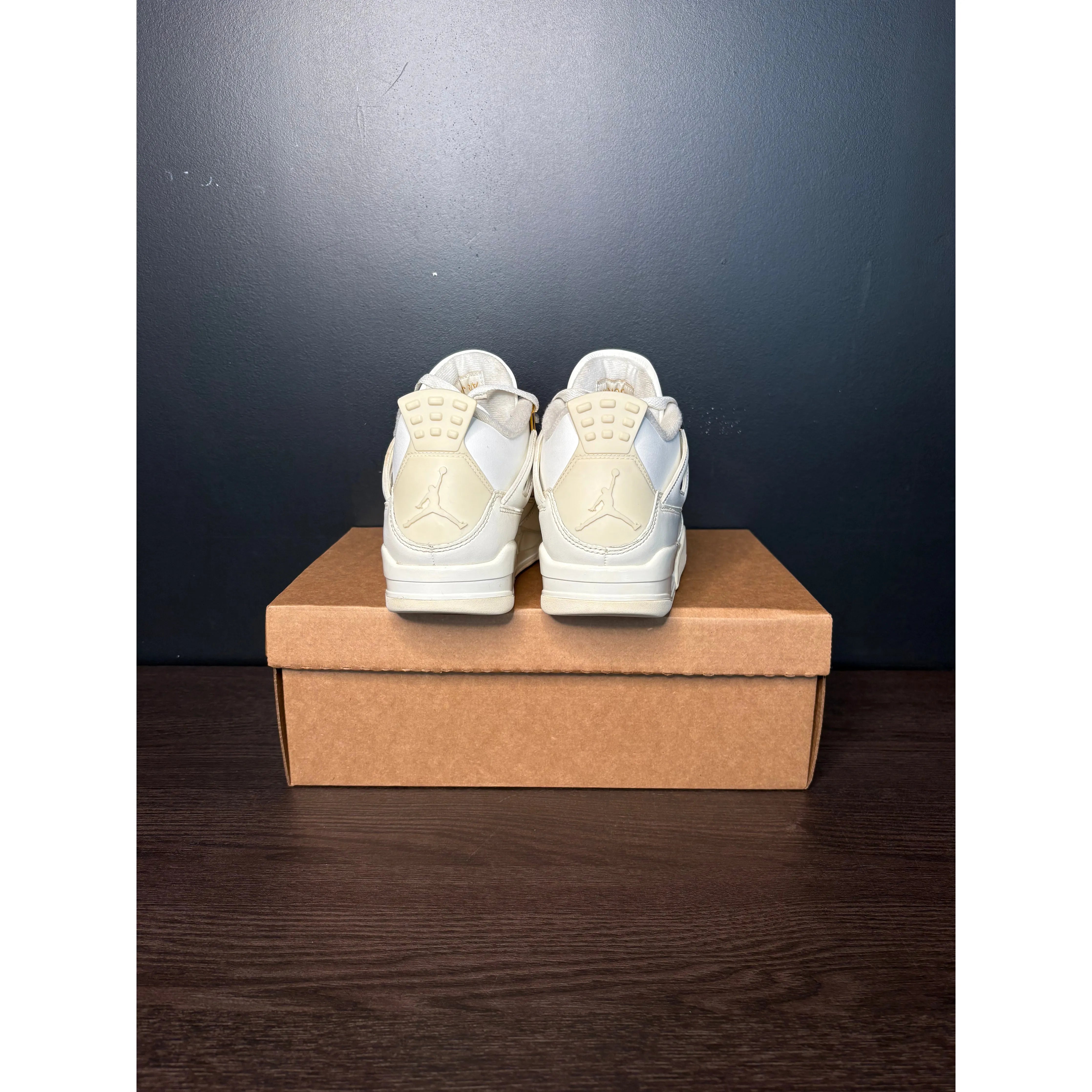 Air Jordan 4 Retro "Metallic Gold" (WMNS) **PRE-OWNED** REP. BOX