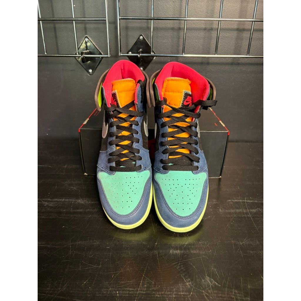 Air Jordan 1 Retro High "Tokyo Bio Hack" (GS) **PRE-OWNED**