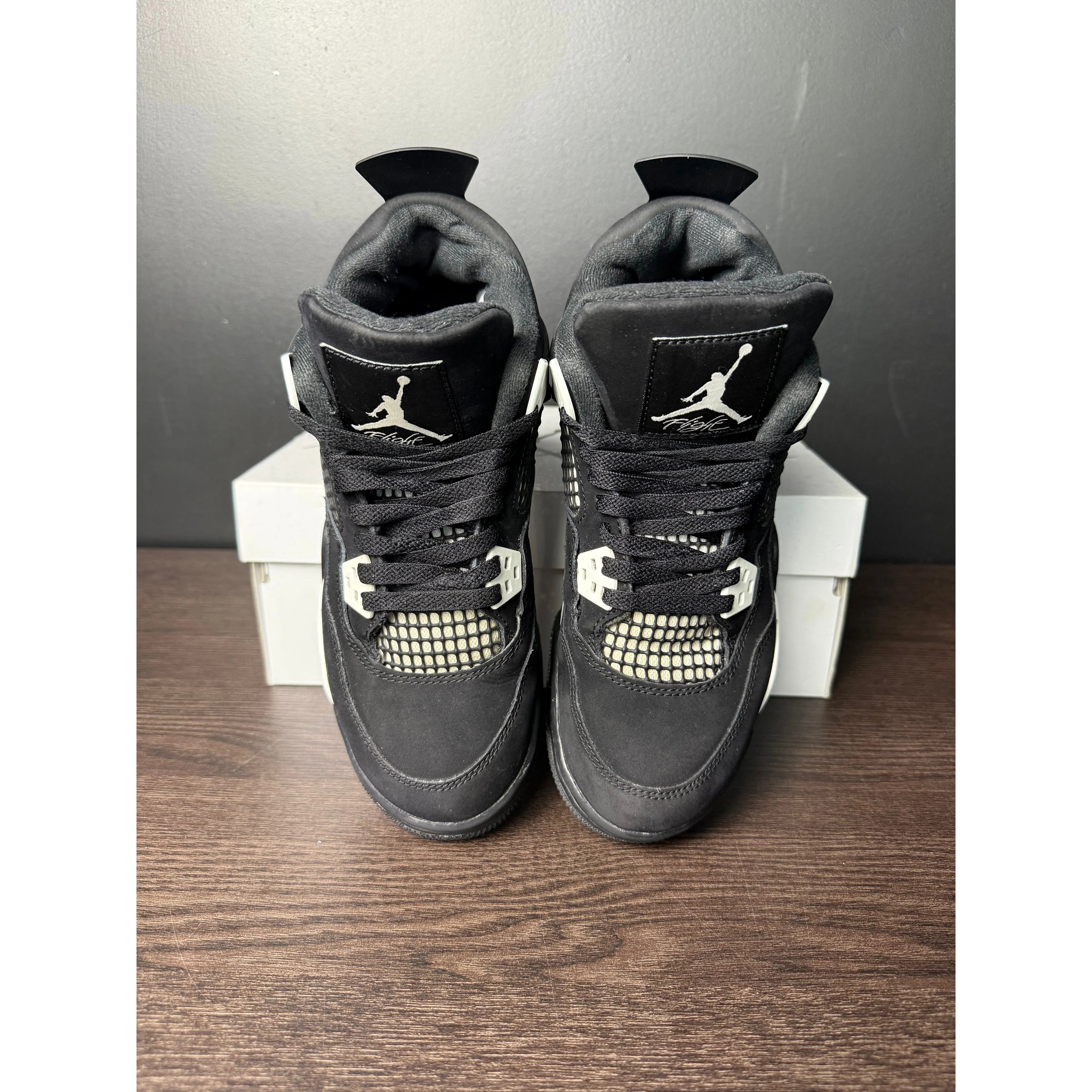 Air Jordan 4 Retro "White Thunder" (GS) **PRE-OWNED**