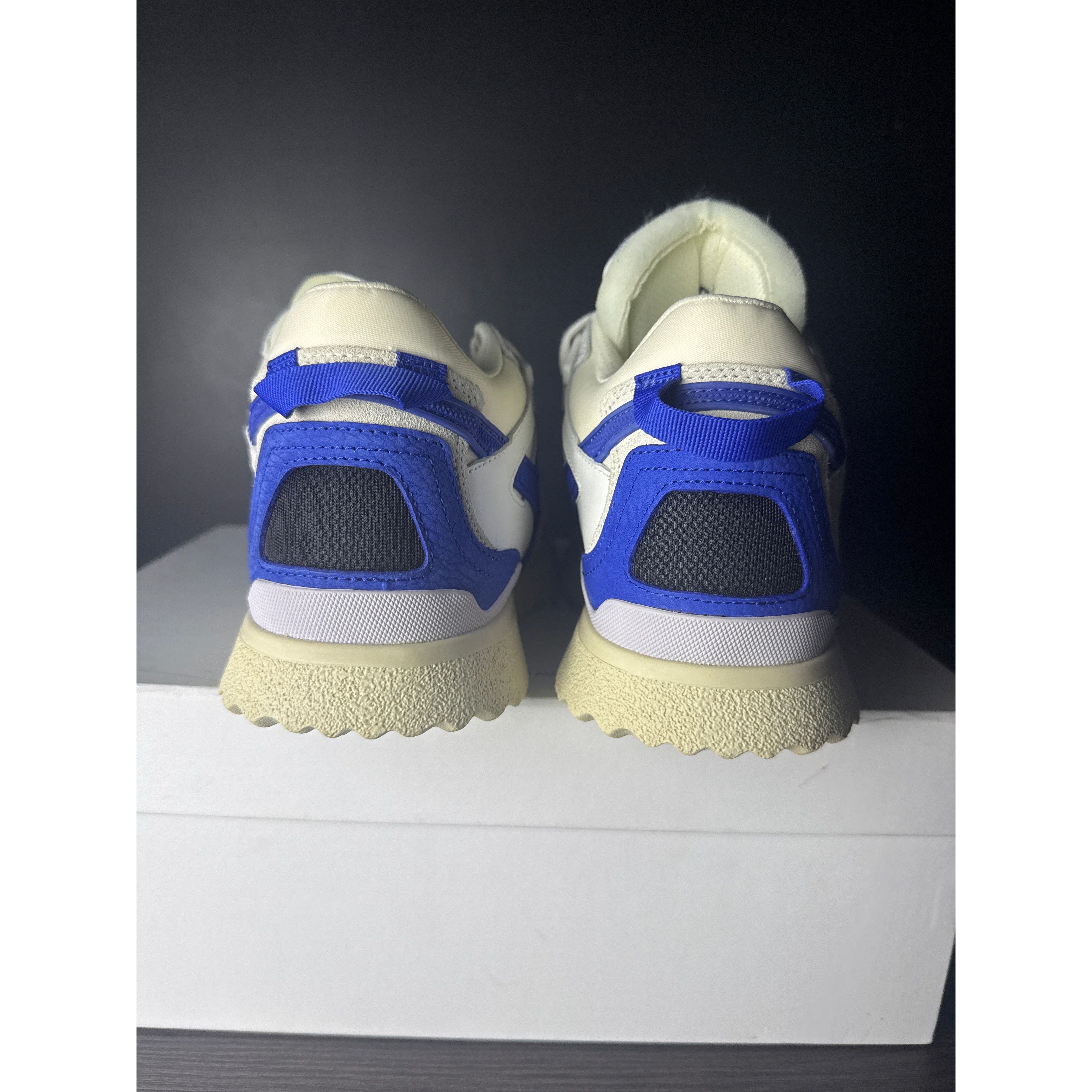 OFF-WHITE Sponge Mid Top "White Blue" **PRE-OWNED**