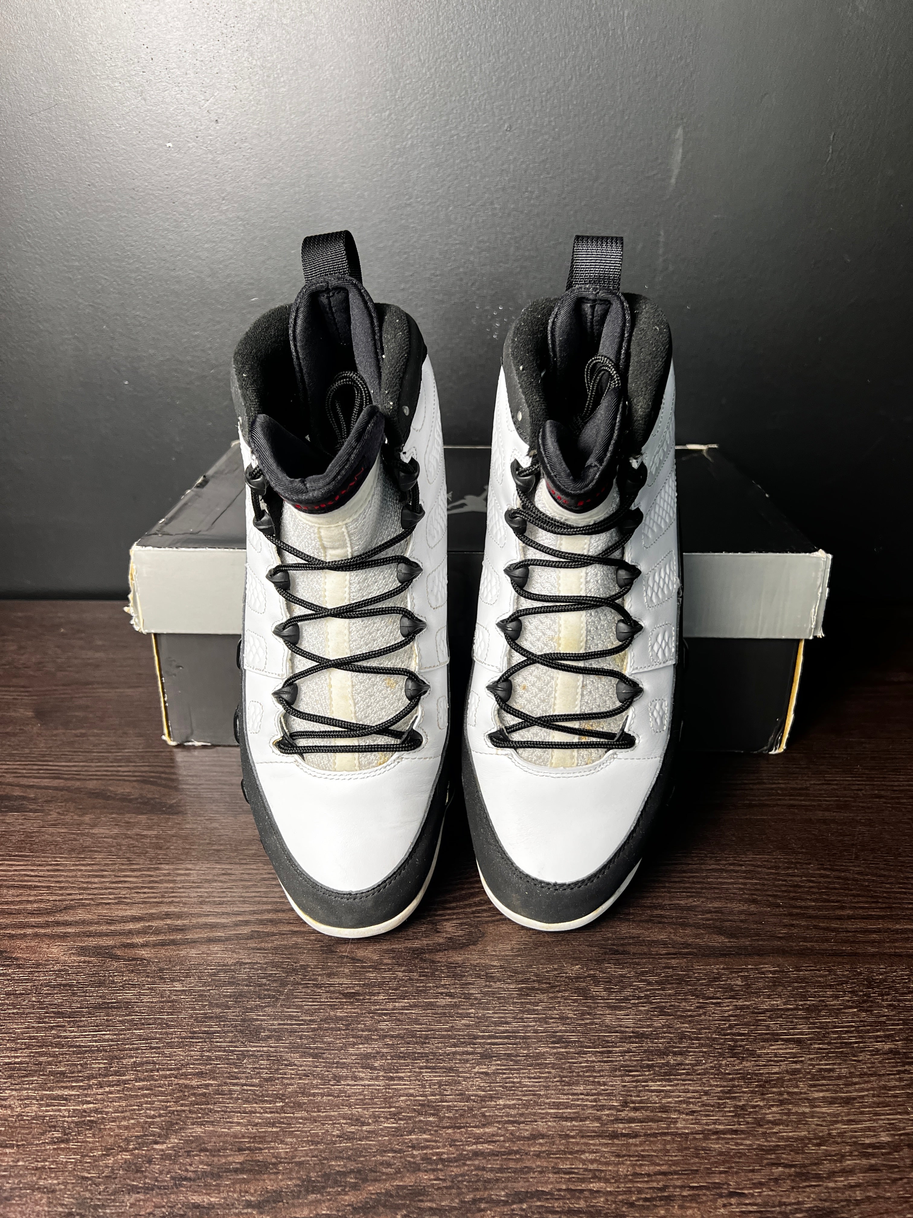 Air Jordan 9 Retro "White Black Red" (2010) **PRE-OWNED**