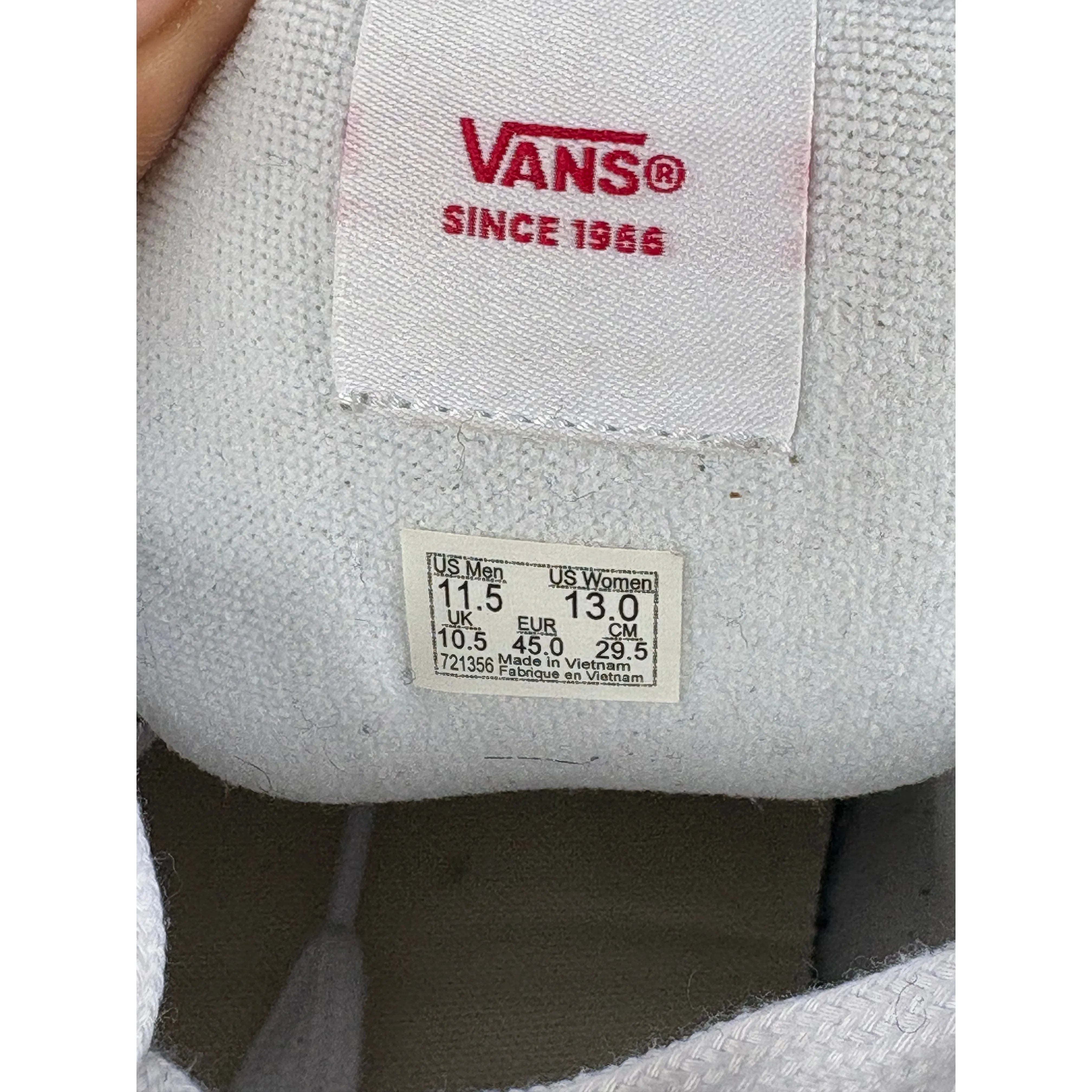 Vans Knu Skool "Black White" **PRE-OWNED**