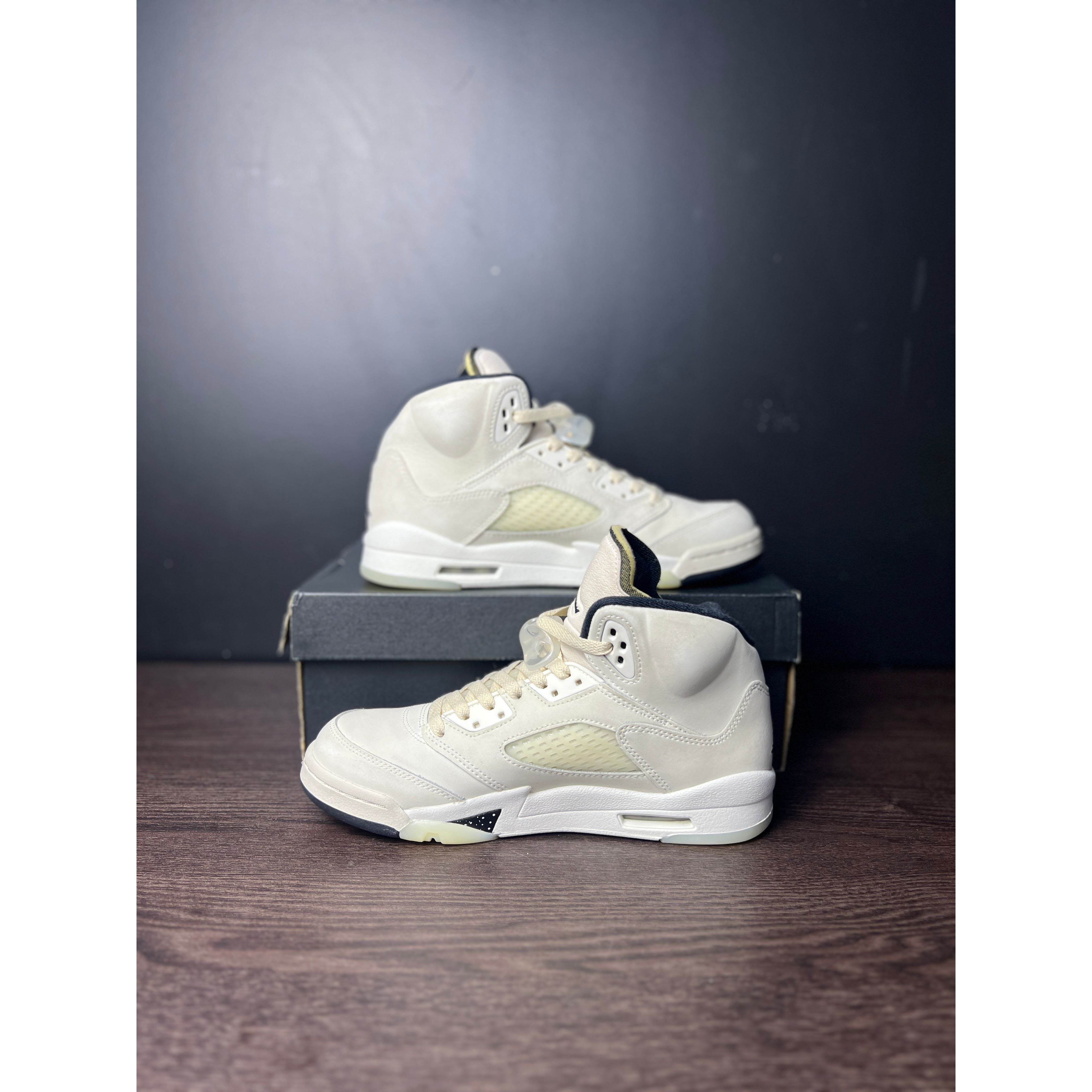 Air Jordan 5 Retro SE "Sail" (GS) **PRE-OWNED**