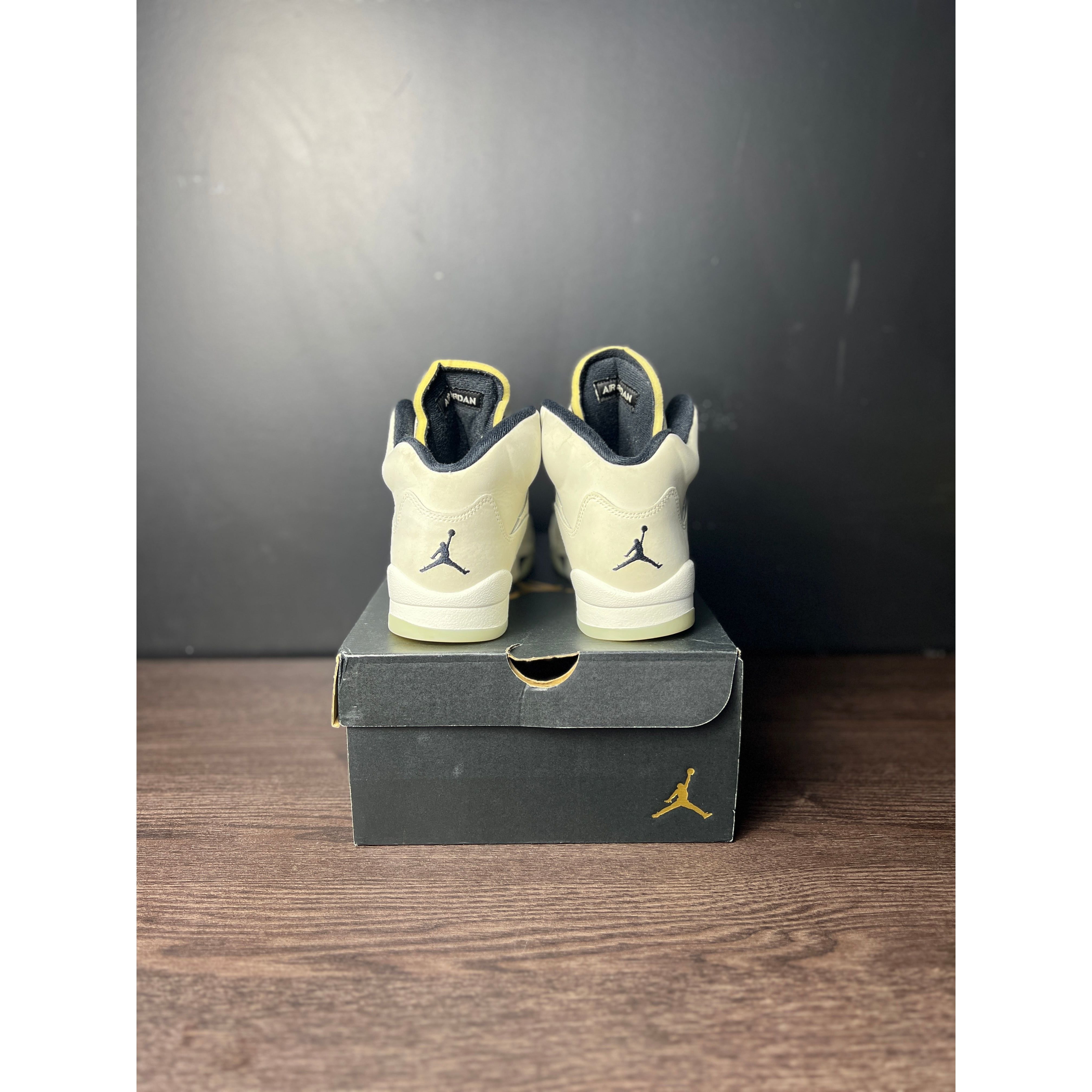 Air Jordan 5 Retro SE "Sail" (GS) **PRE-OWNED**