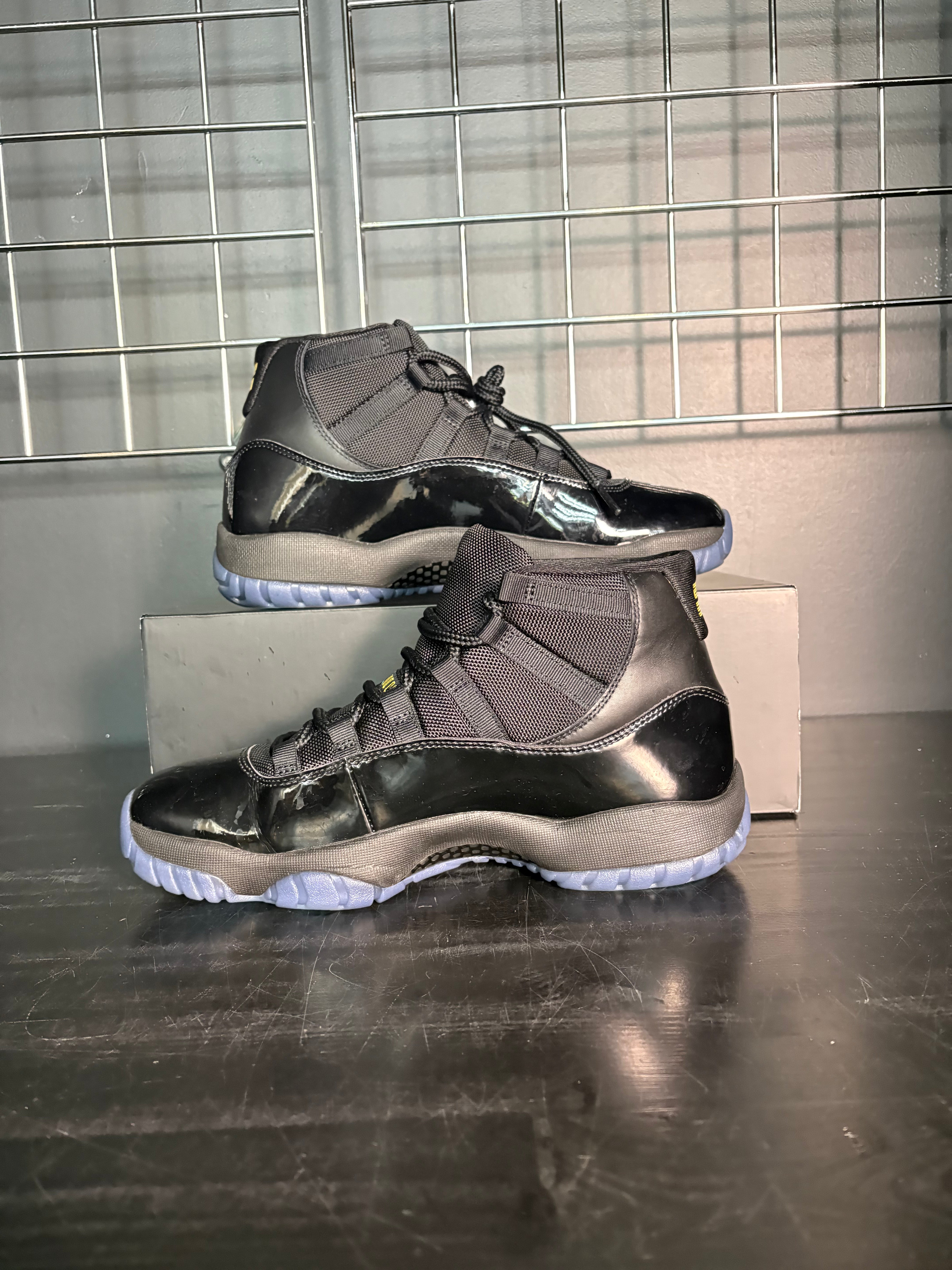 Air Jordan 11 Retro "Gamma Blue" (2025) **PRE-OWNED**