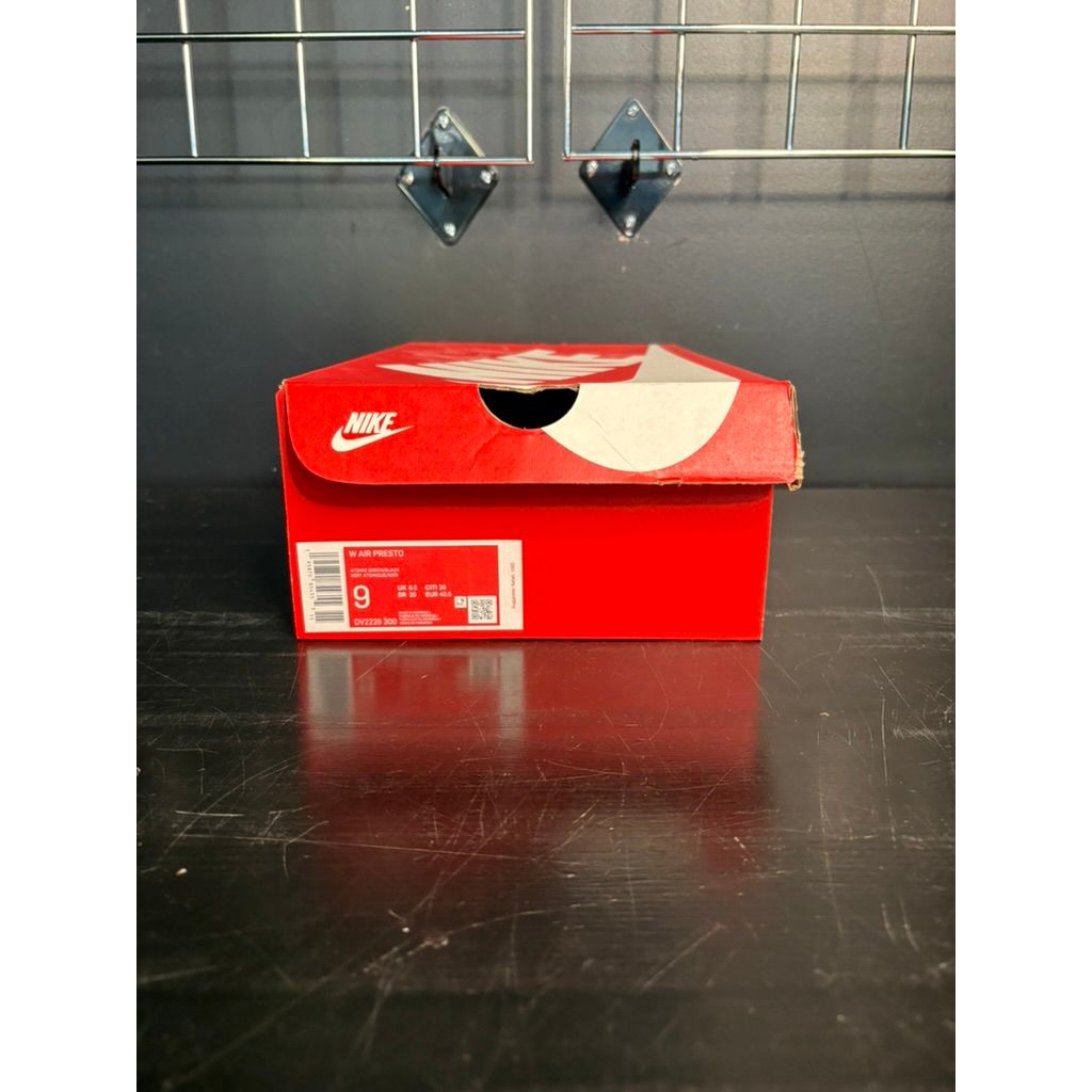 Nike Air Presto "Tenis Ball" (WMNS) **PRE-OWNED**