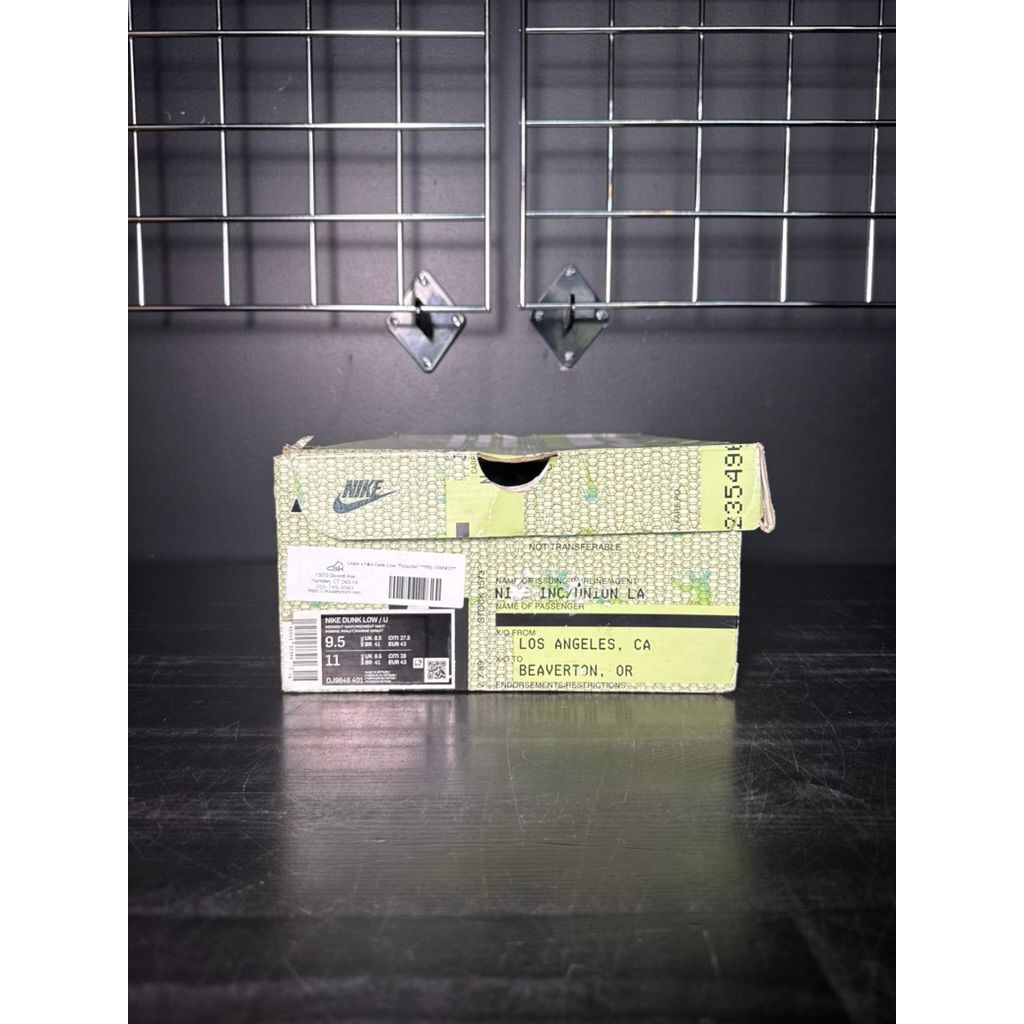 Union x Nike Dunk Low "Pistachio" **PRE-OWNED**