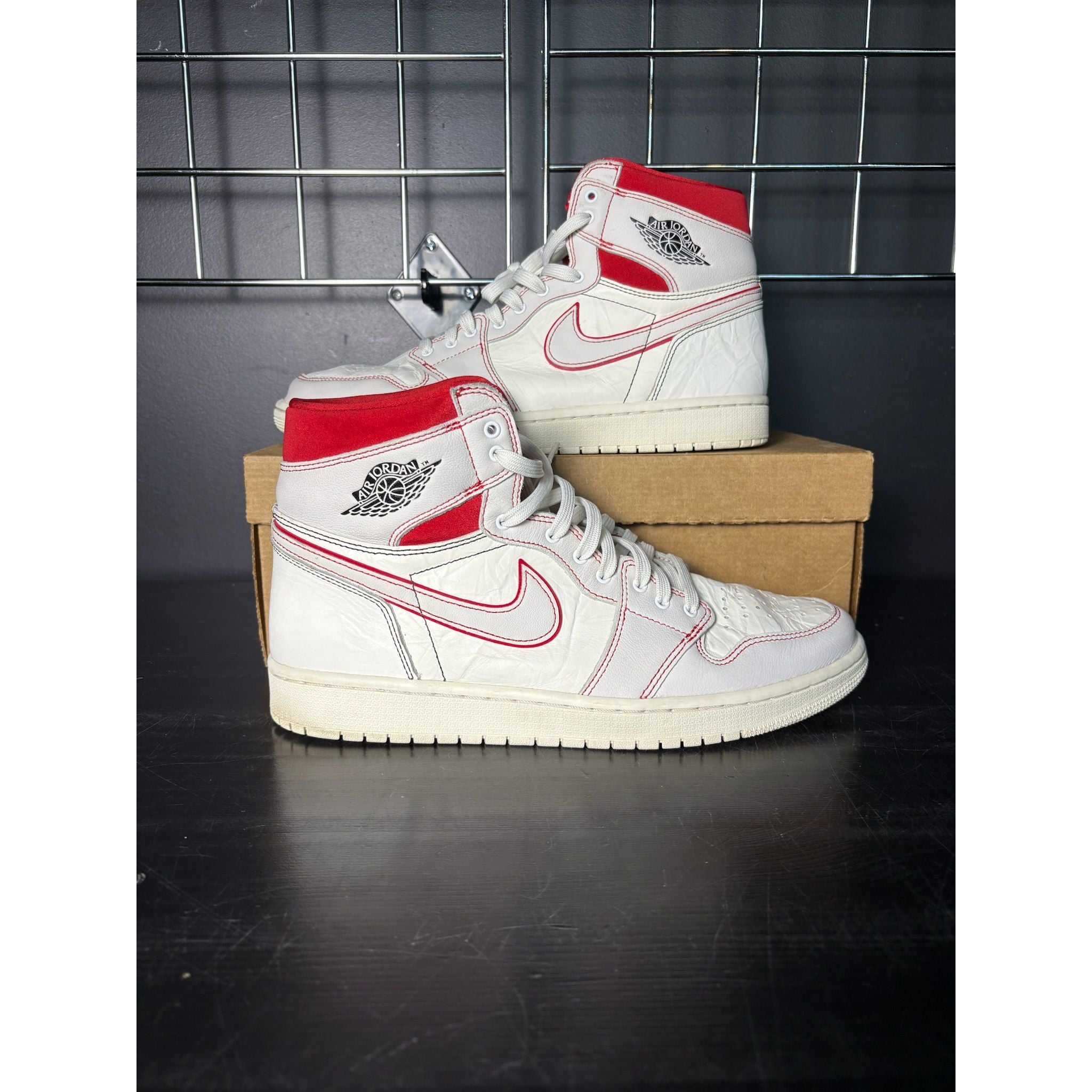 Air Jordan 1 Retro High "Phantom Gym Red" **PRE-OWNED** REP. BOX