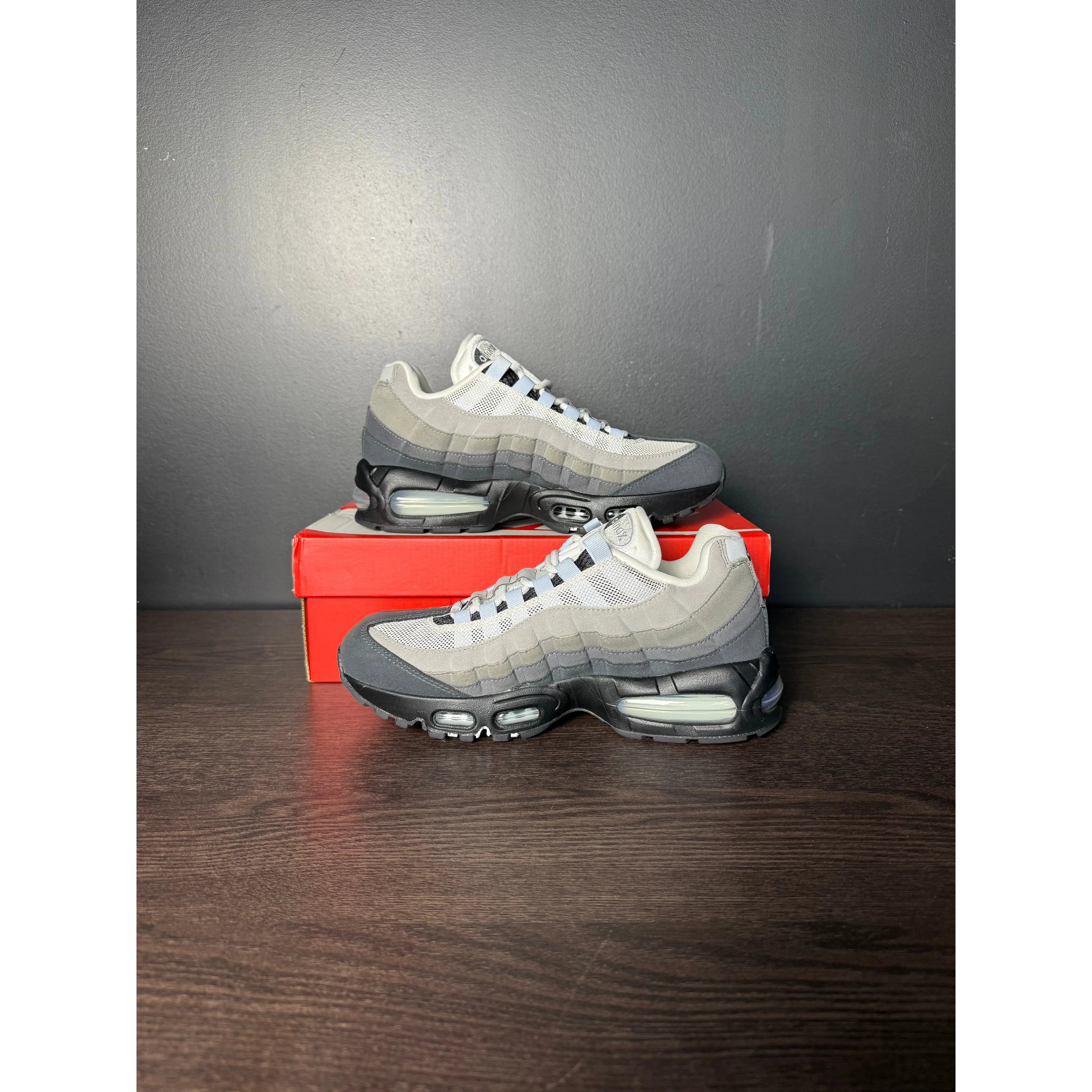 Nike Air Max 95 OG Big Bubble "Blue Tint" (WMNS) **PRE-OWNED**