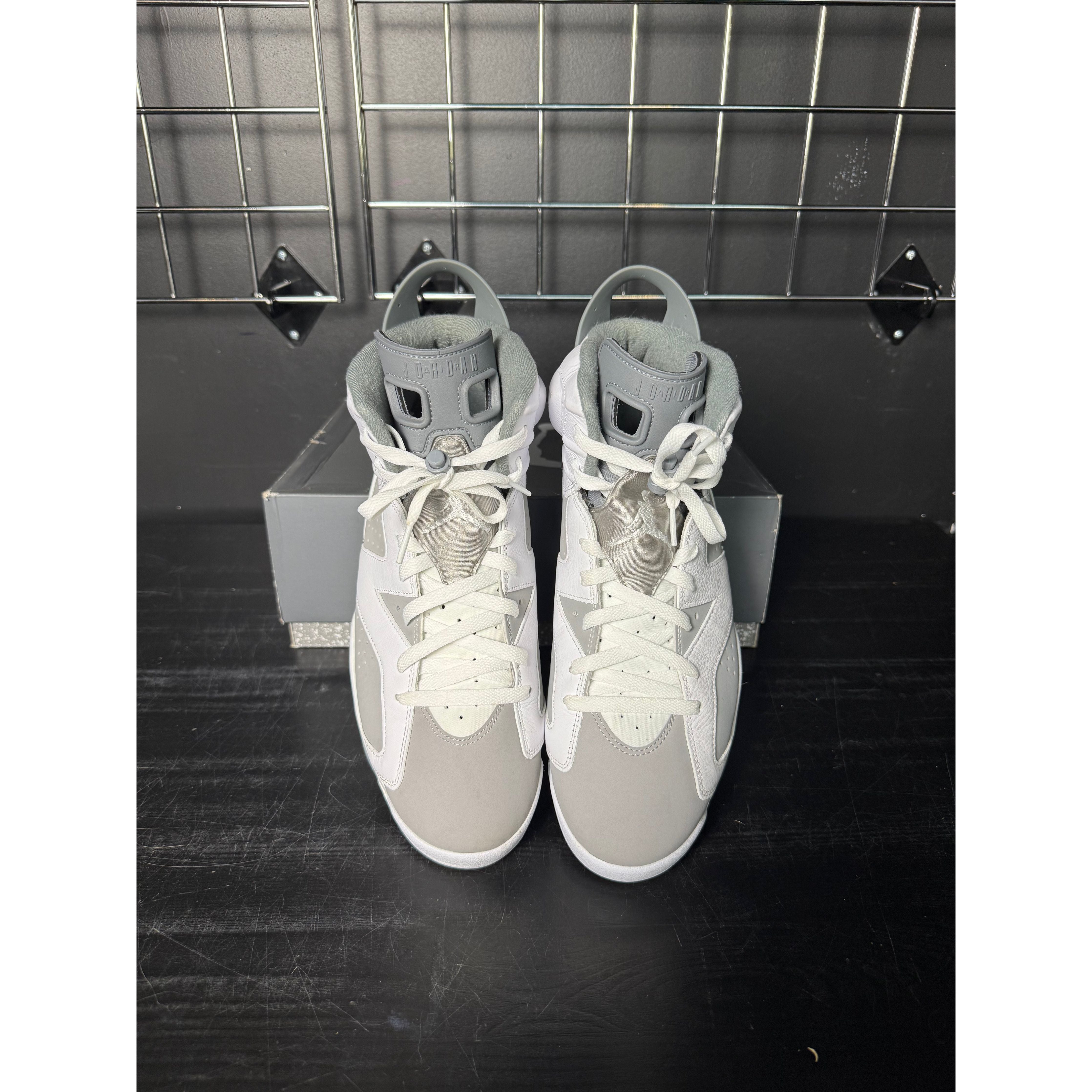 Air Jordan 6 Retro "Cool Grey" **PRE-OWNED**