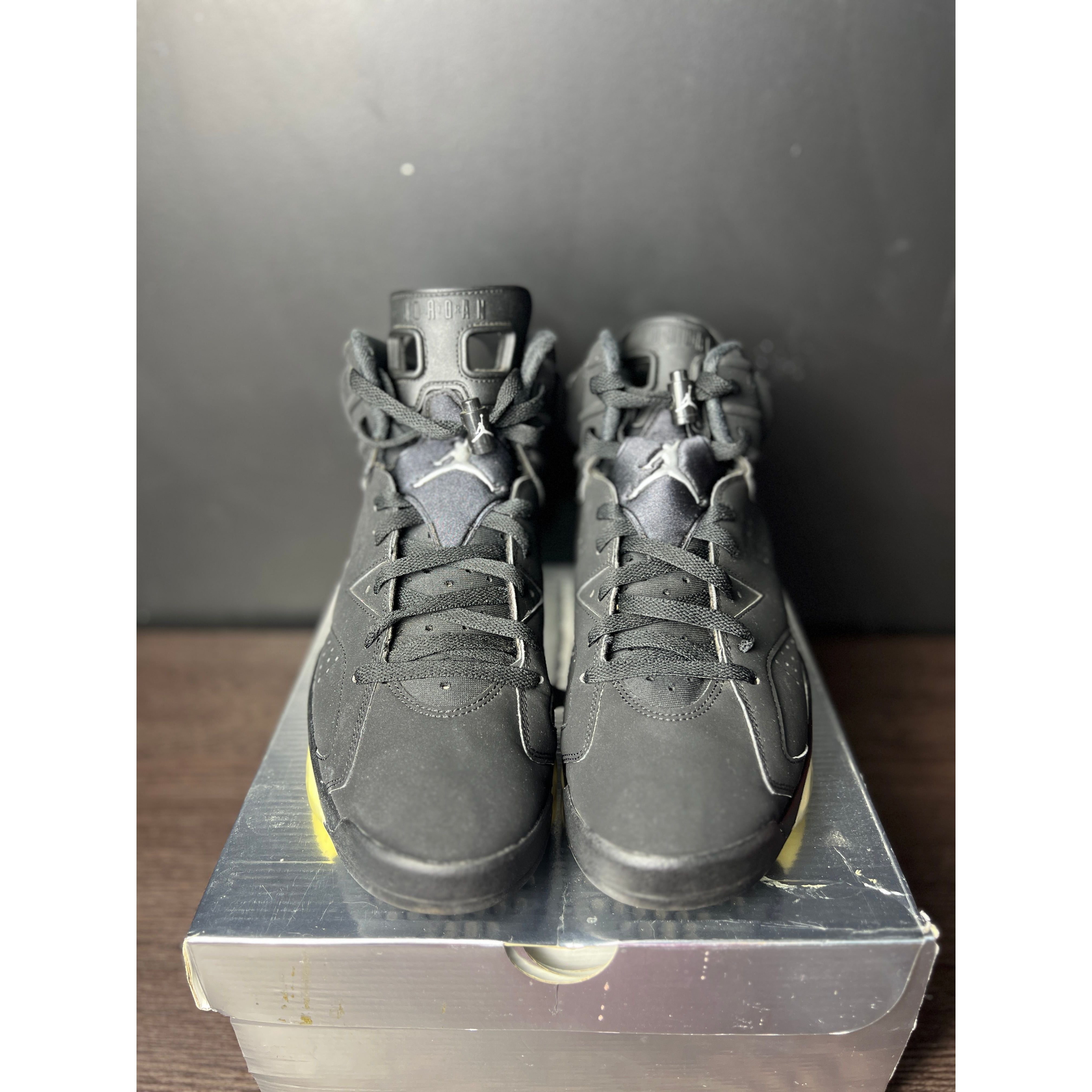 Air Jordan 6 Retro "Chrome Metallic Silver" **PRE-OWNED**