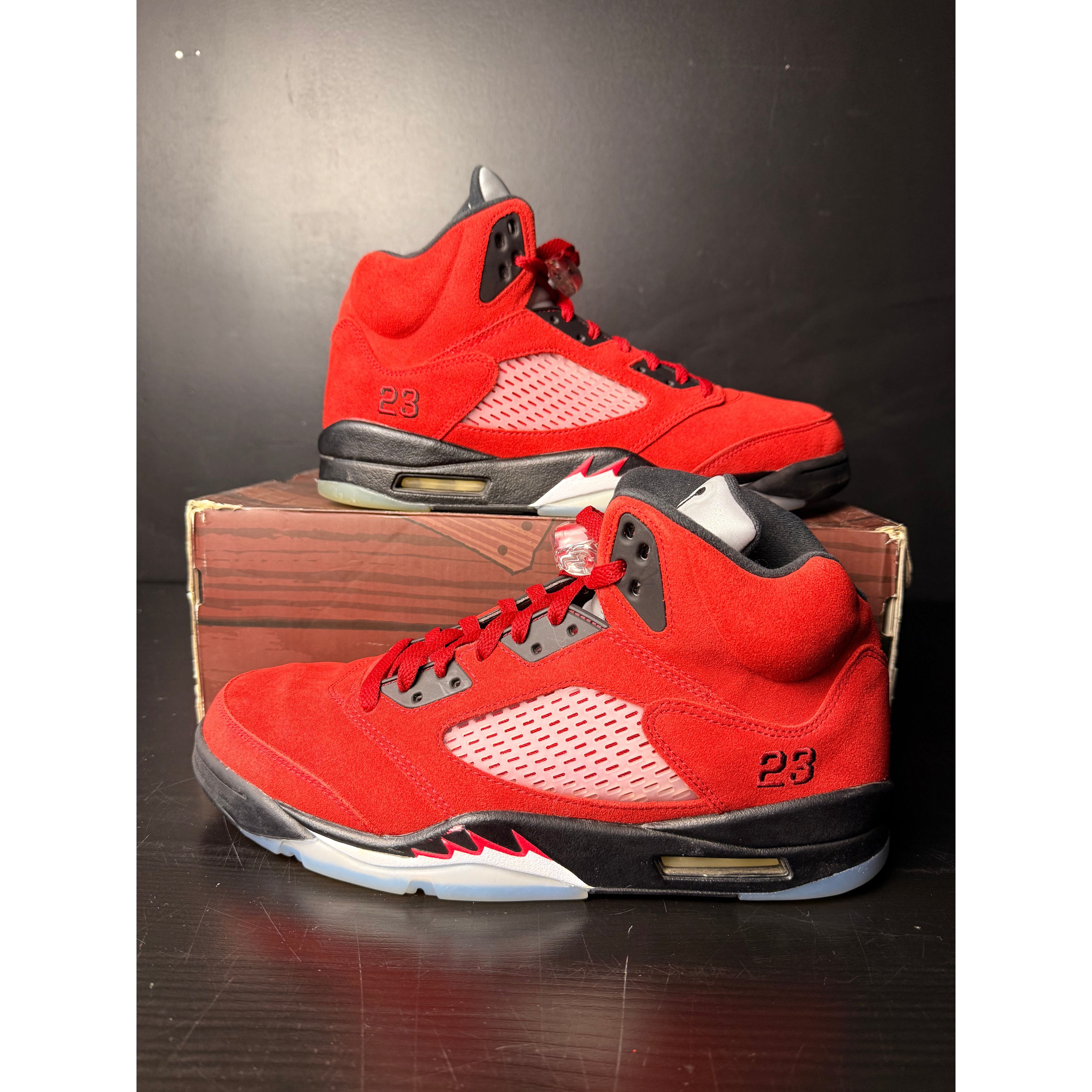 Air Jordan 5 Retro "Raging Bull Red" (2021) **Pre-Owned**