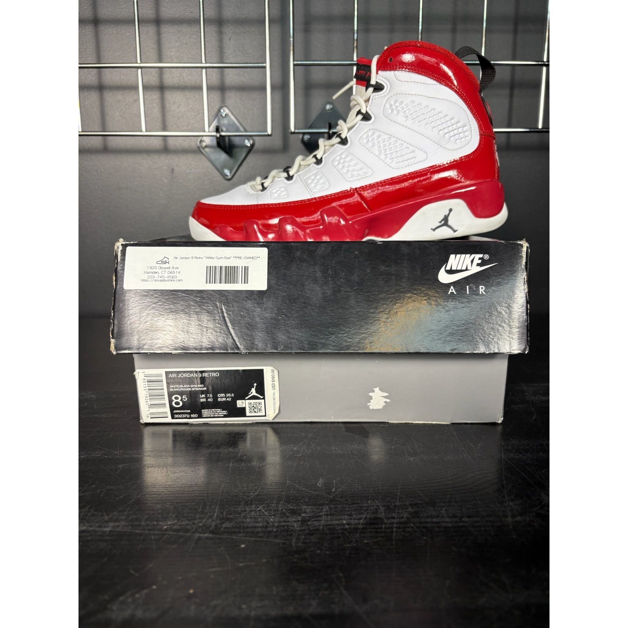 Air Jordan 9 Retro "White Gym Red" **PRE-OWNED**