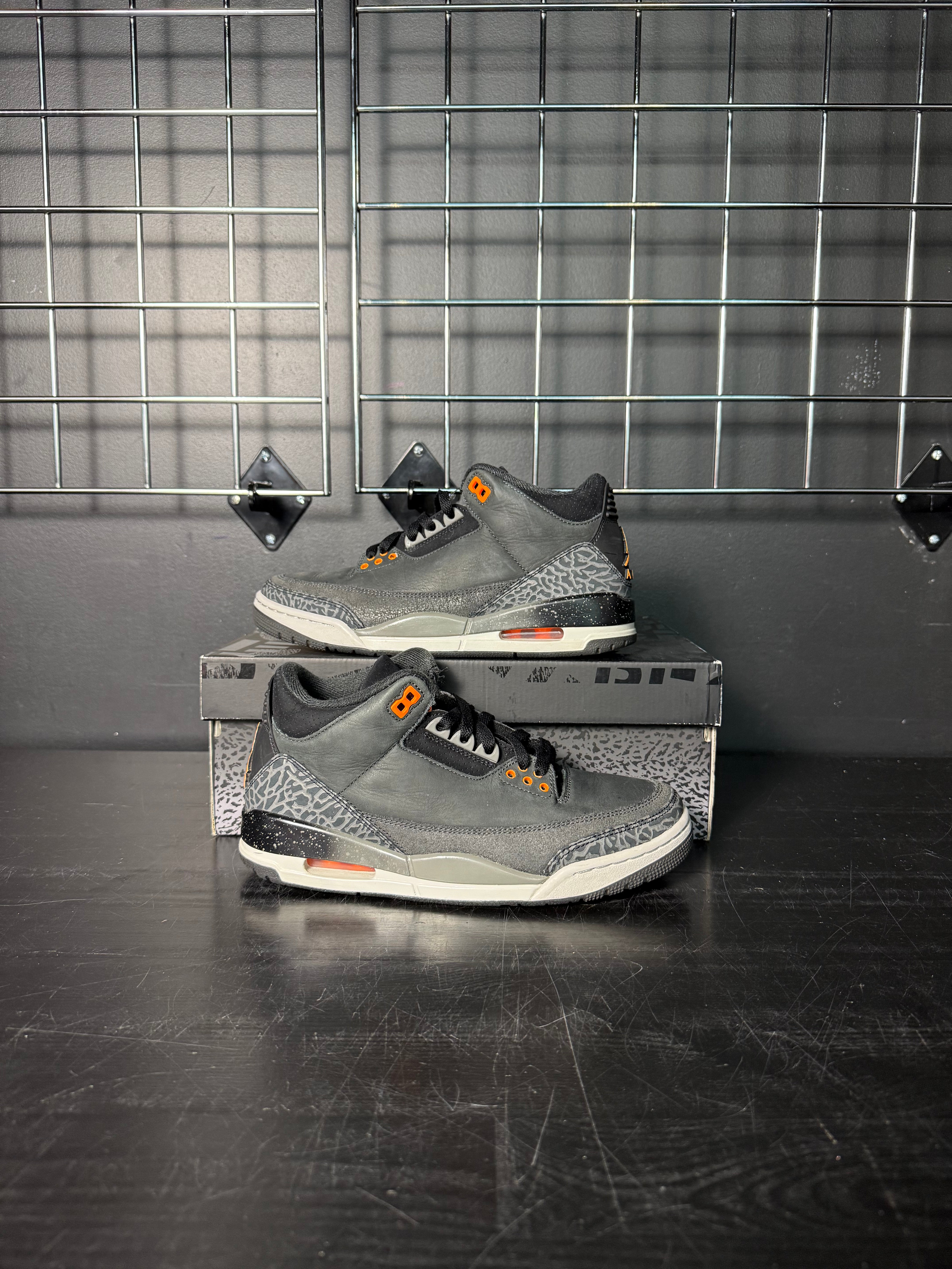 Air Jordan 3 Retro "Fear Pack" (2023) **PRE-OWNED**