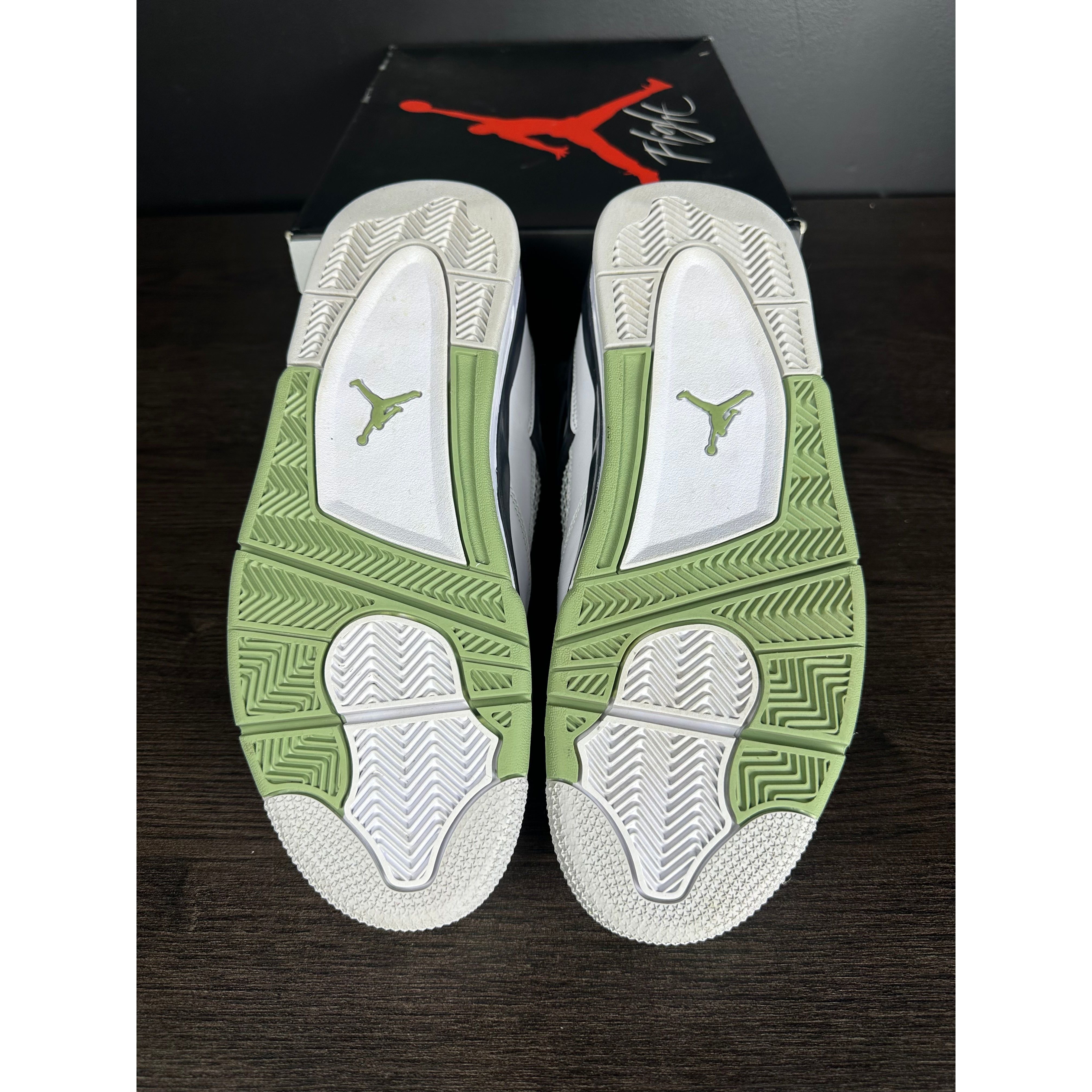 Air Jordan 4 Retro "Seafoam" (WMNS) **PRE-OWNED**