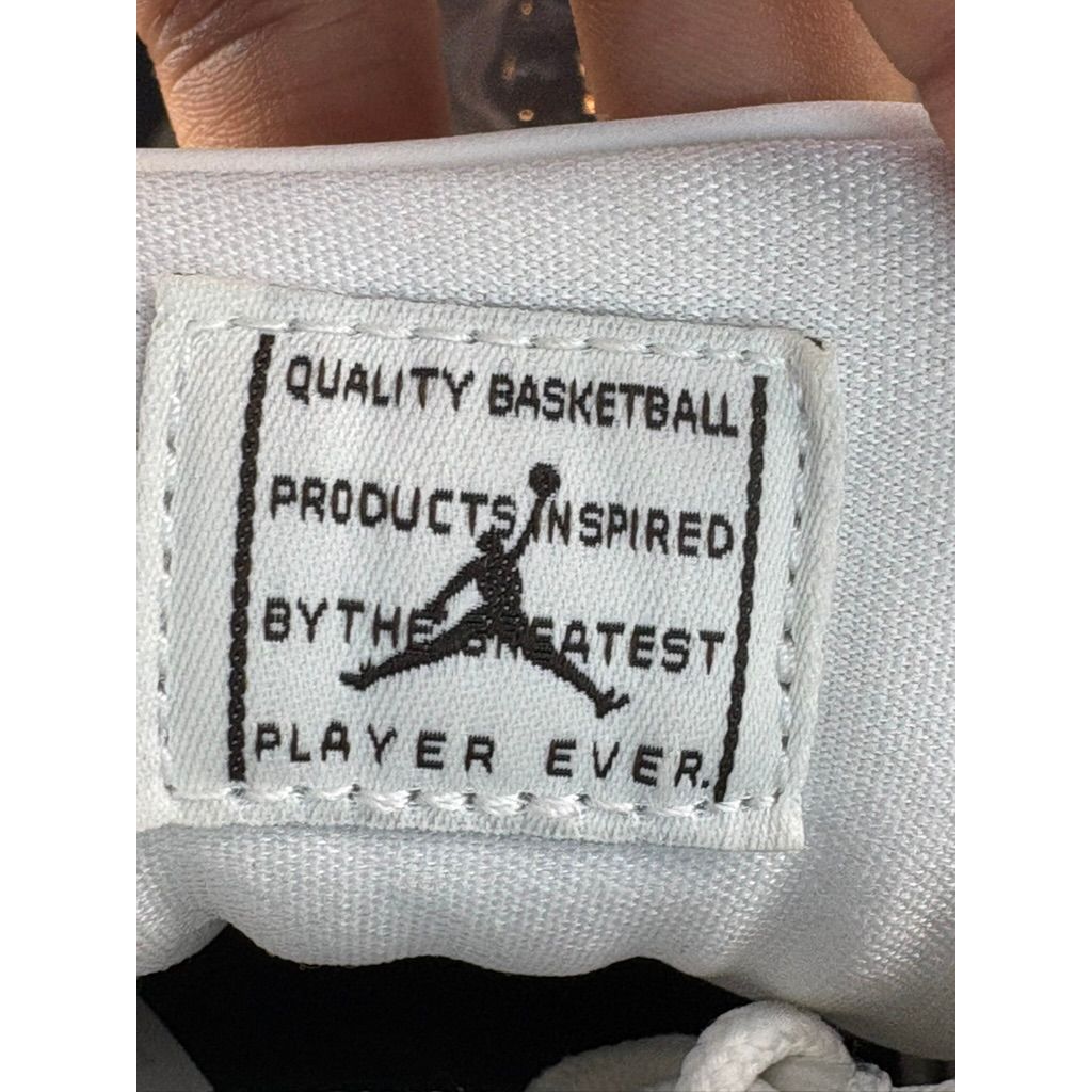 Air Jordan 11 Retro "Neapolitan" (WMNS) **PRE-OWNED**