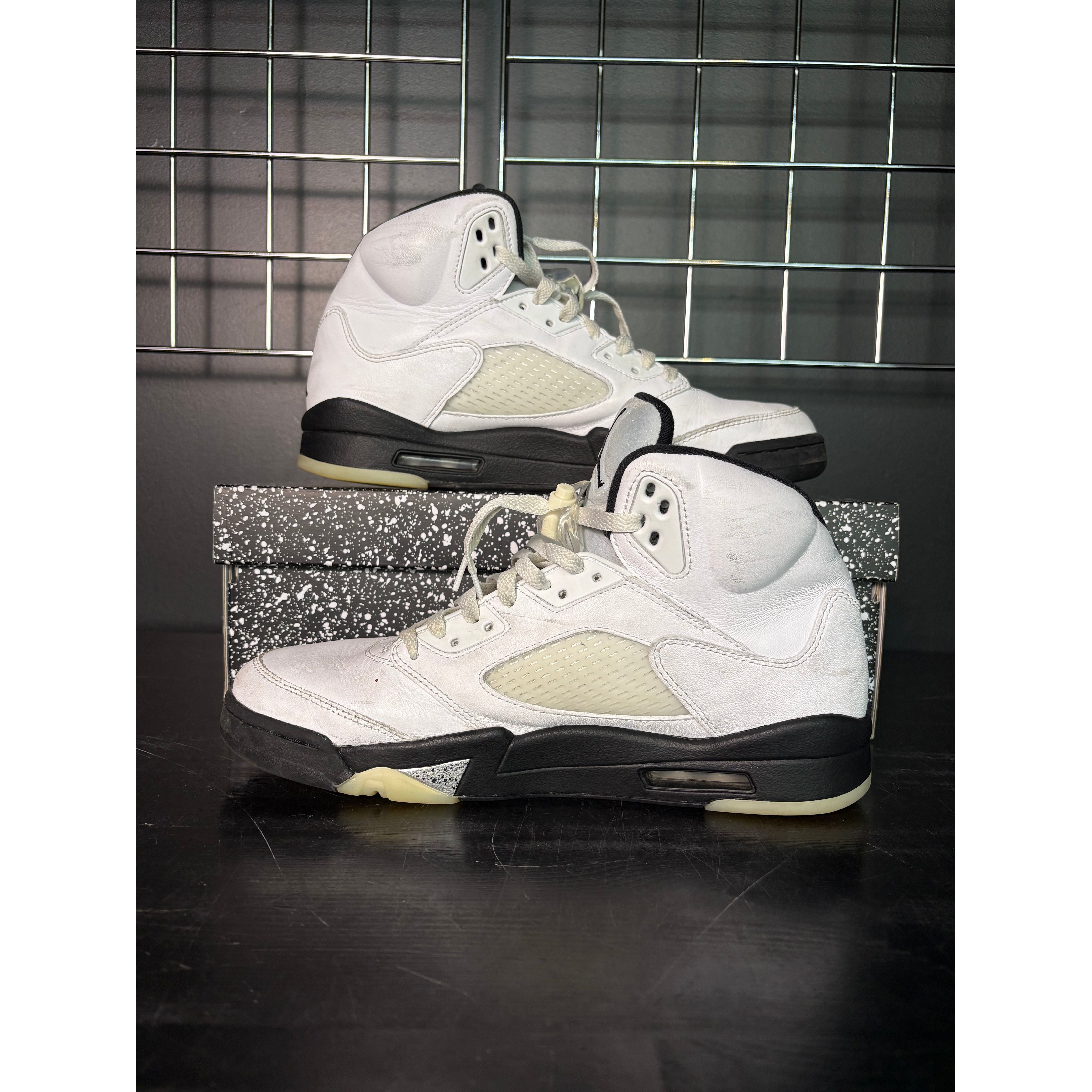 Air Jordan 5 Retro "Reverse Metallic" **PRE-OWNED**