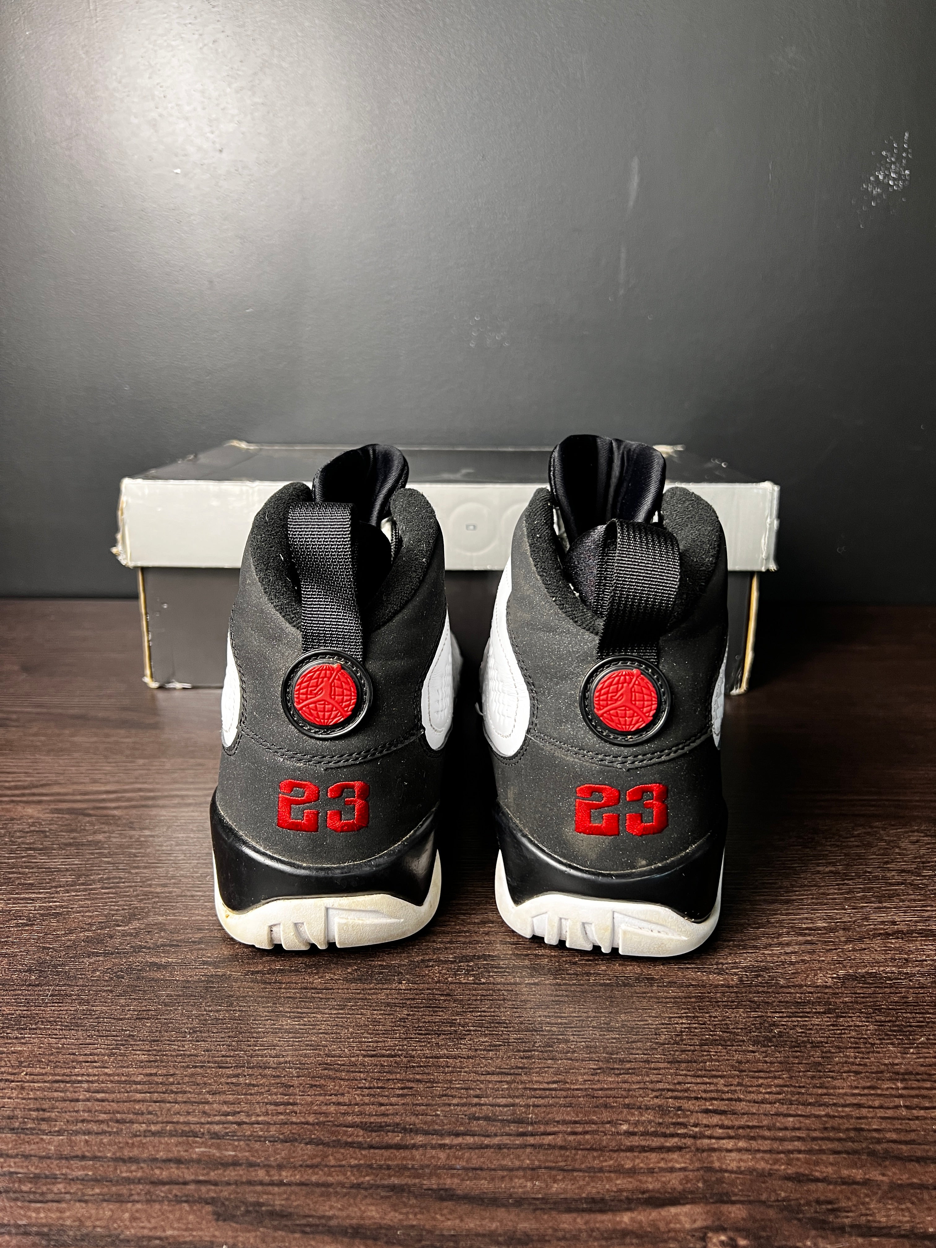 Air Jordan 9 Retro "White Black Red" (2010) **PRE-OWNED**