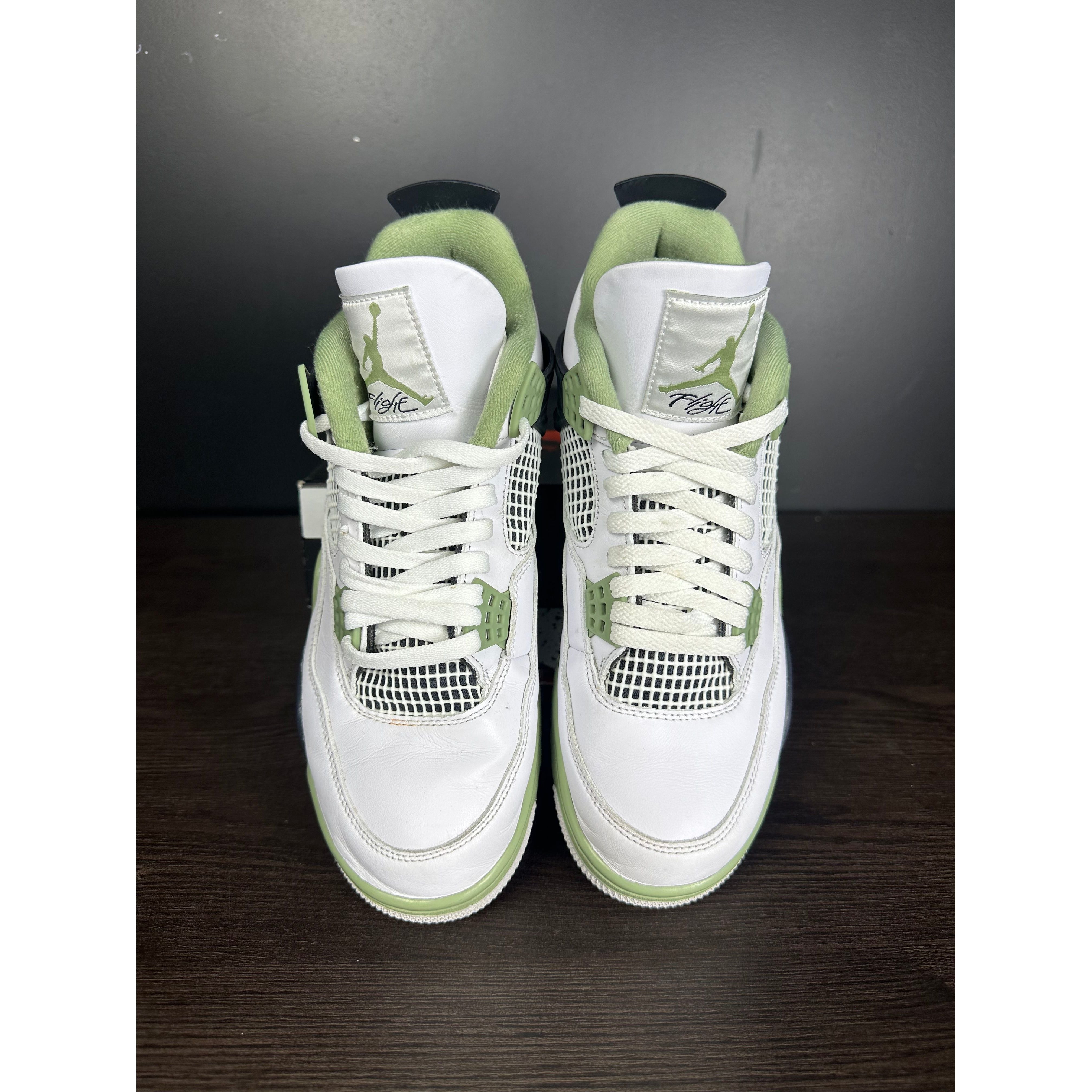 Air Jordan 4 Retro "Seafoam" (WMNS) **PRE-OWNED**
