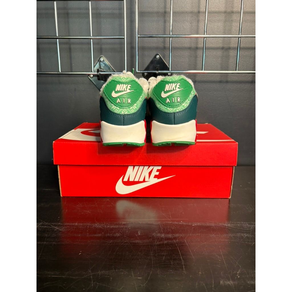 Nike Air Max 90 "Nordic Christmas" (2020) **PRE-OWNED**