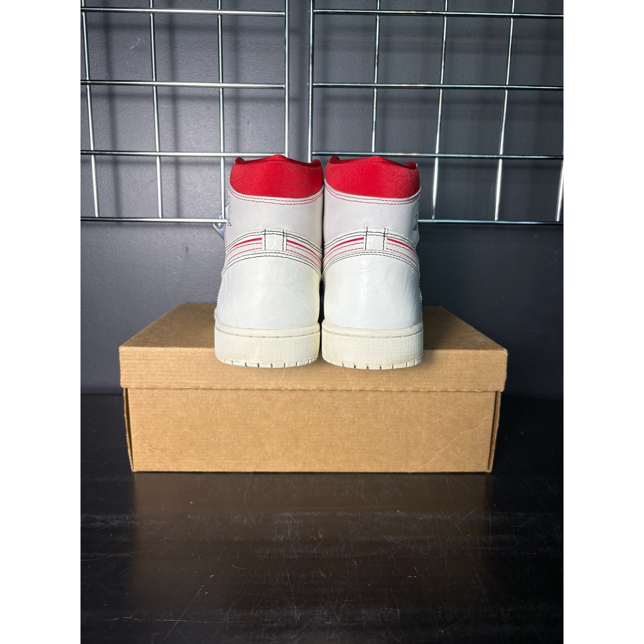 Air Jordan 1 Retro High "Phantom Gym Red" **PRE-OWNED** REP. BOX