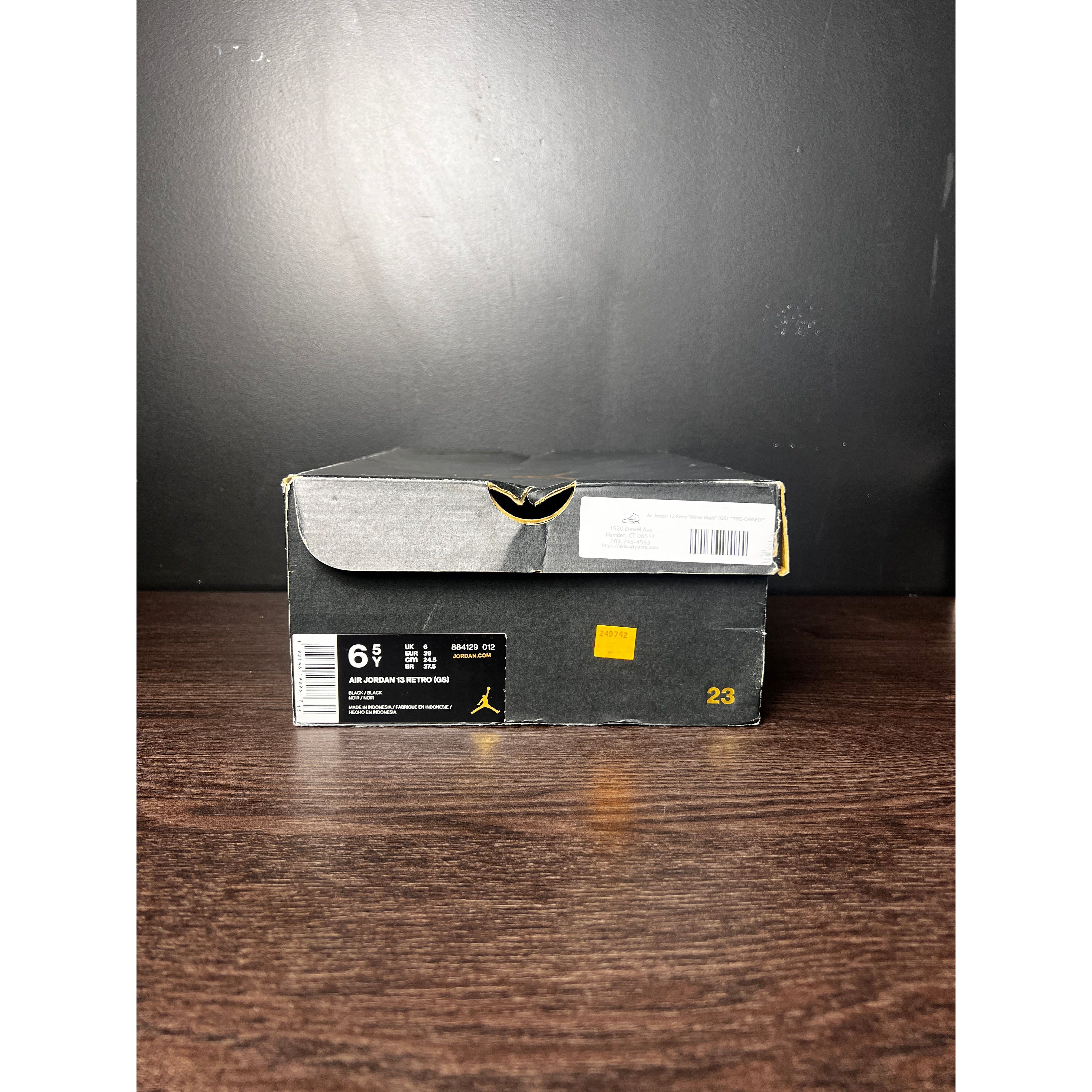 Air Jordan 12 Retro "Winter Black" (GS) **PRE-OWNED**