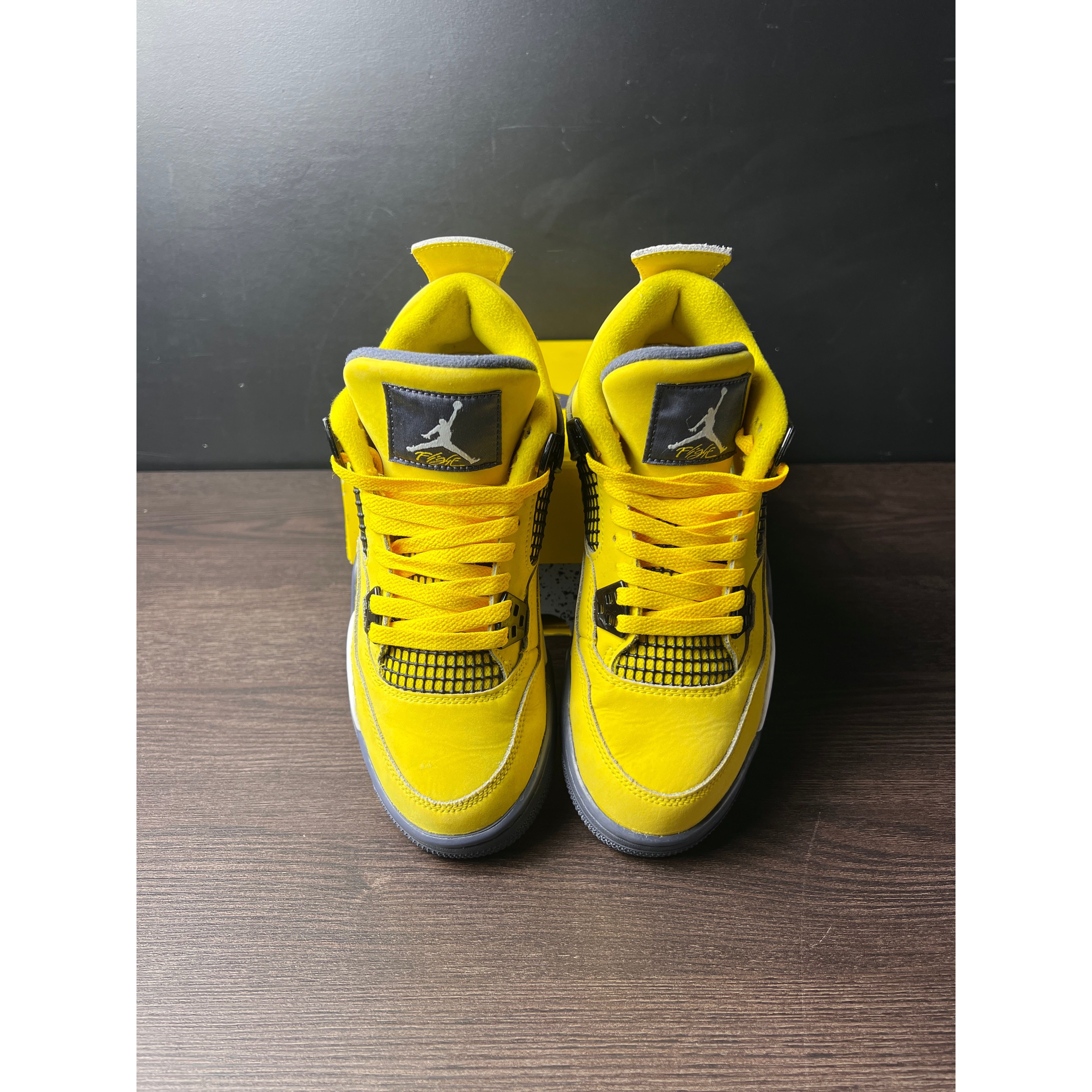Air Jordan 4 Retro "Lightning" (2021) (GS) **PRE-OWNED**
