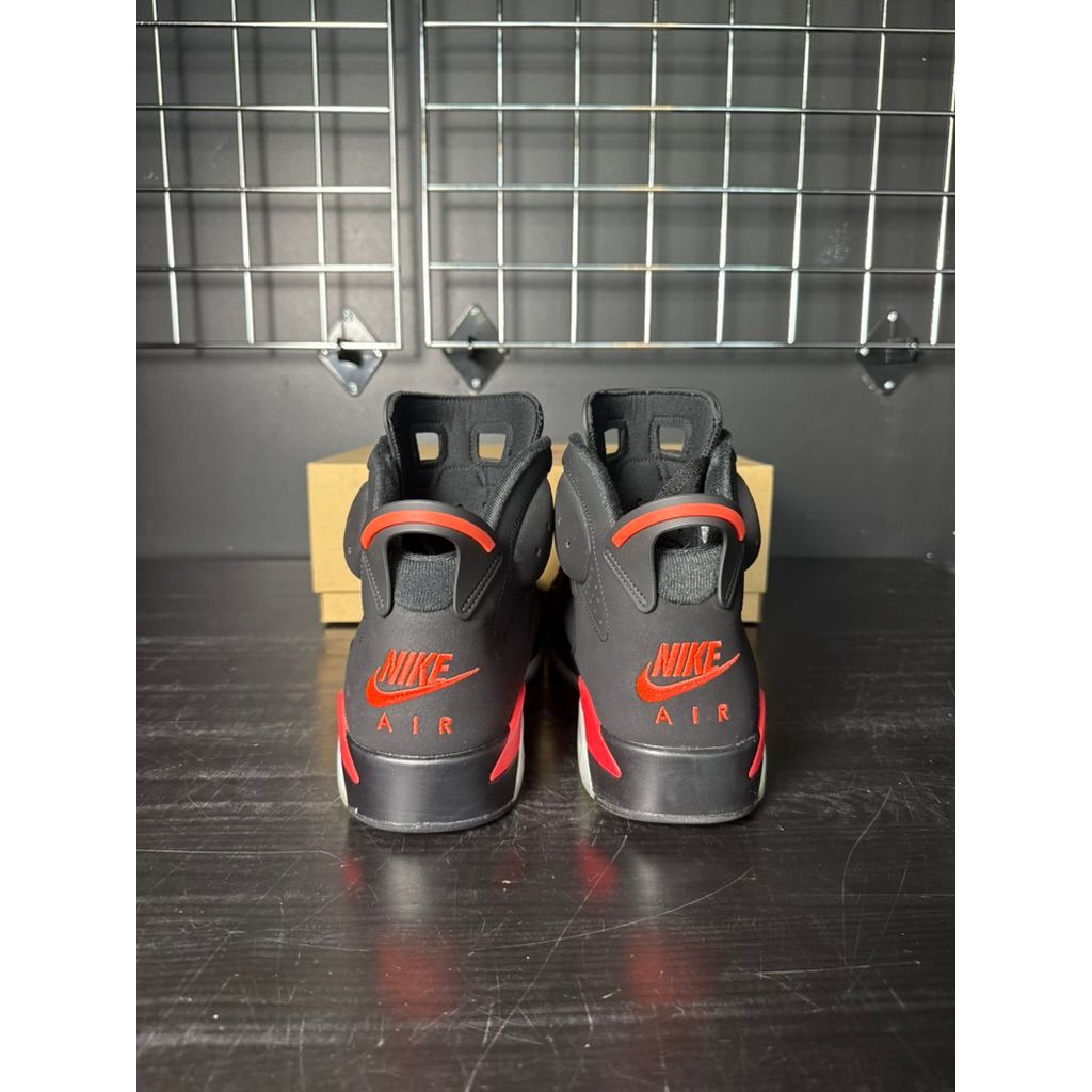 Air Jordan 6 Retro "Infrared Salesman" **PRE-OWNED**