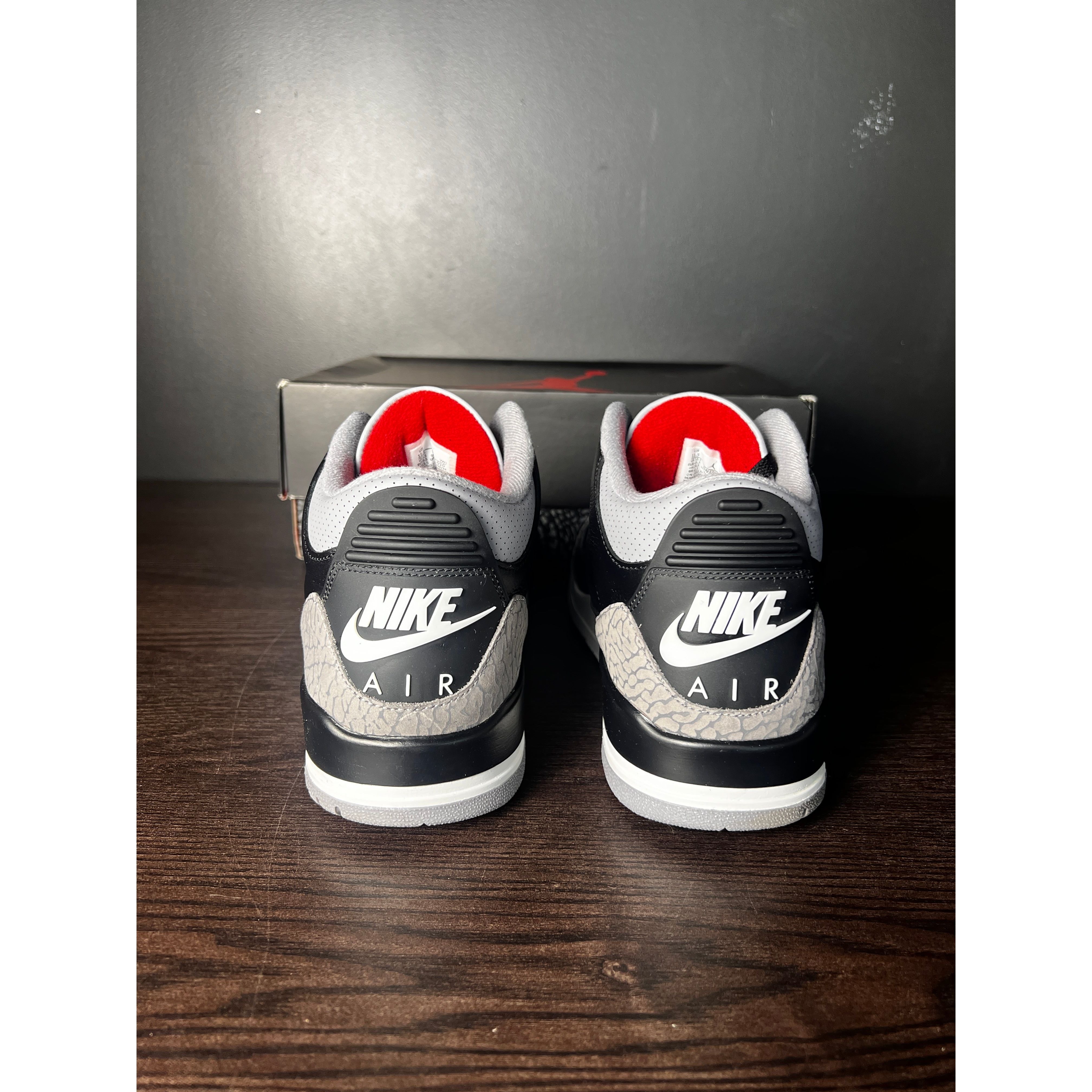 Air Jordan 3 Retro OG "Black Cement" (2024) **PRE-OWNED**