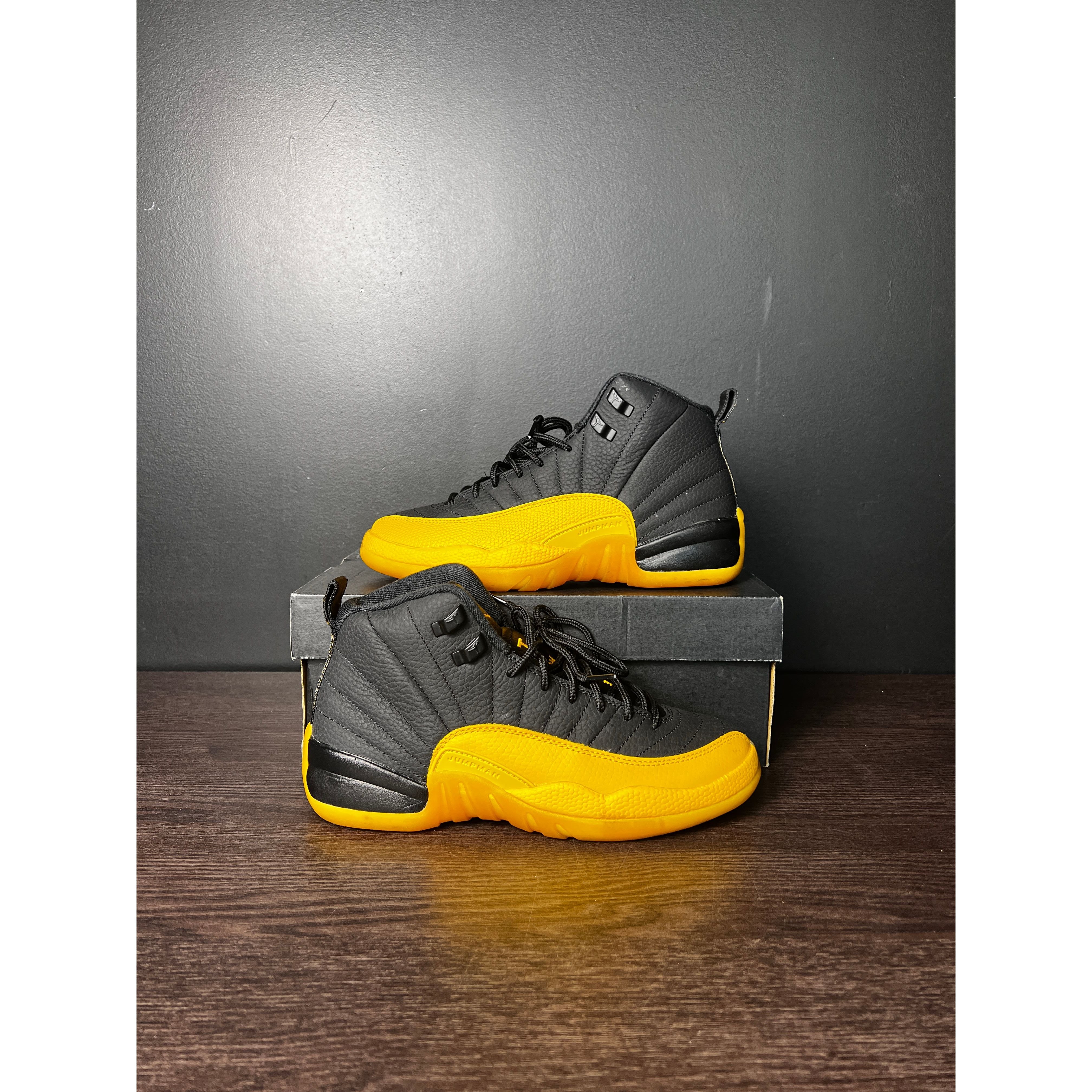 Air Jordan 12 Retro "Black University Gold" (GS) **PRE-OWNED**
