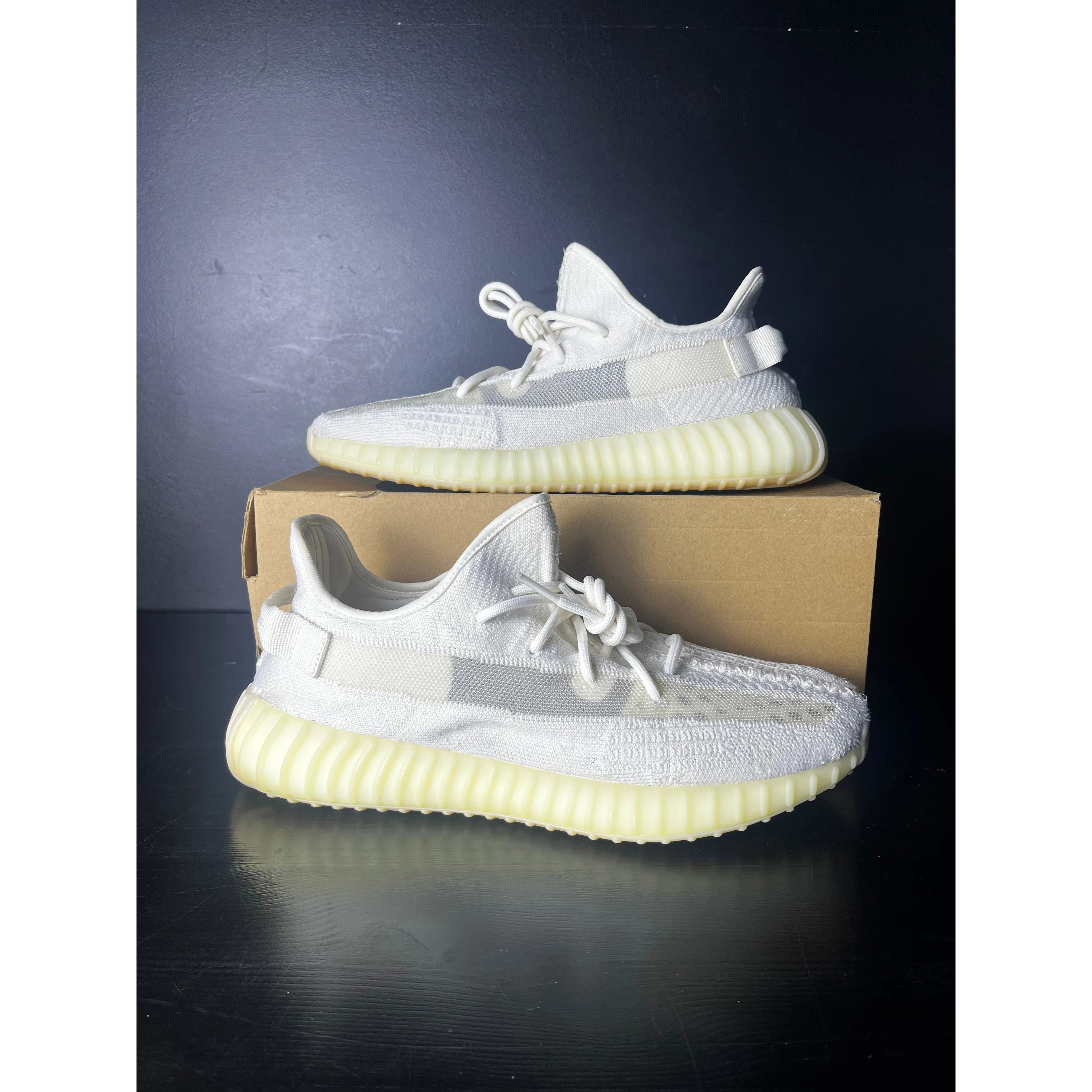 adidas Yeezy Boost 350 V2 "Bone" **PRE-OWNED**