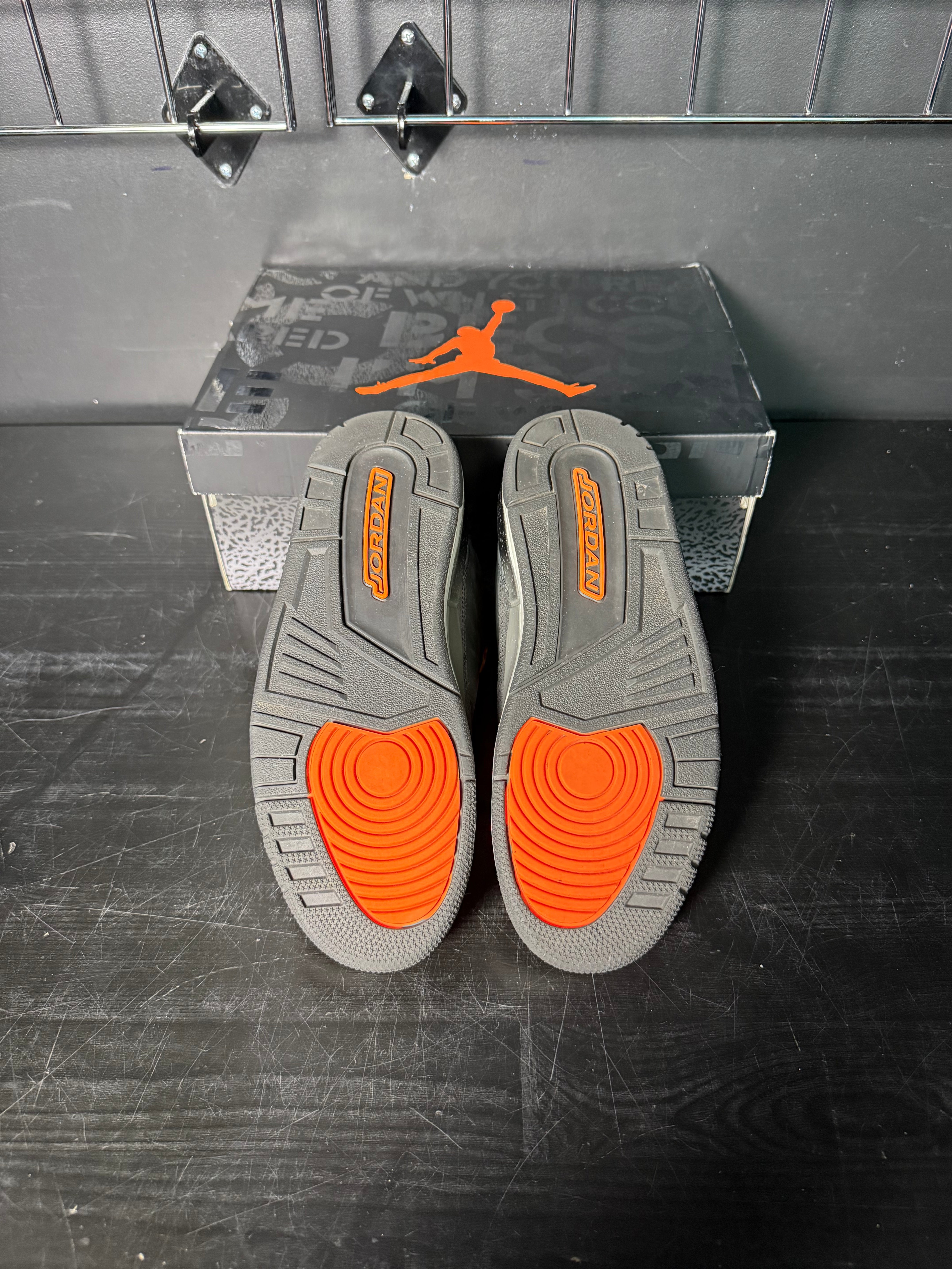 Air Jordan 3 Retro "Fear Pack" (2023) **PRE-OWNED**