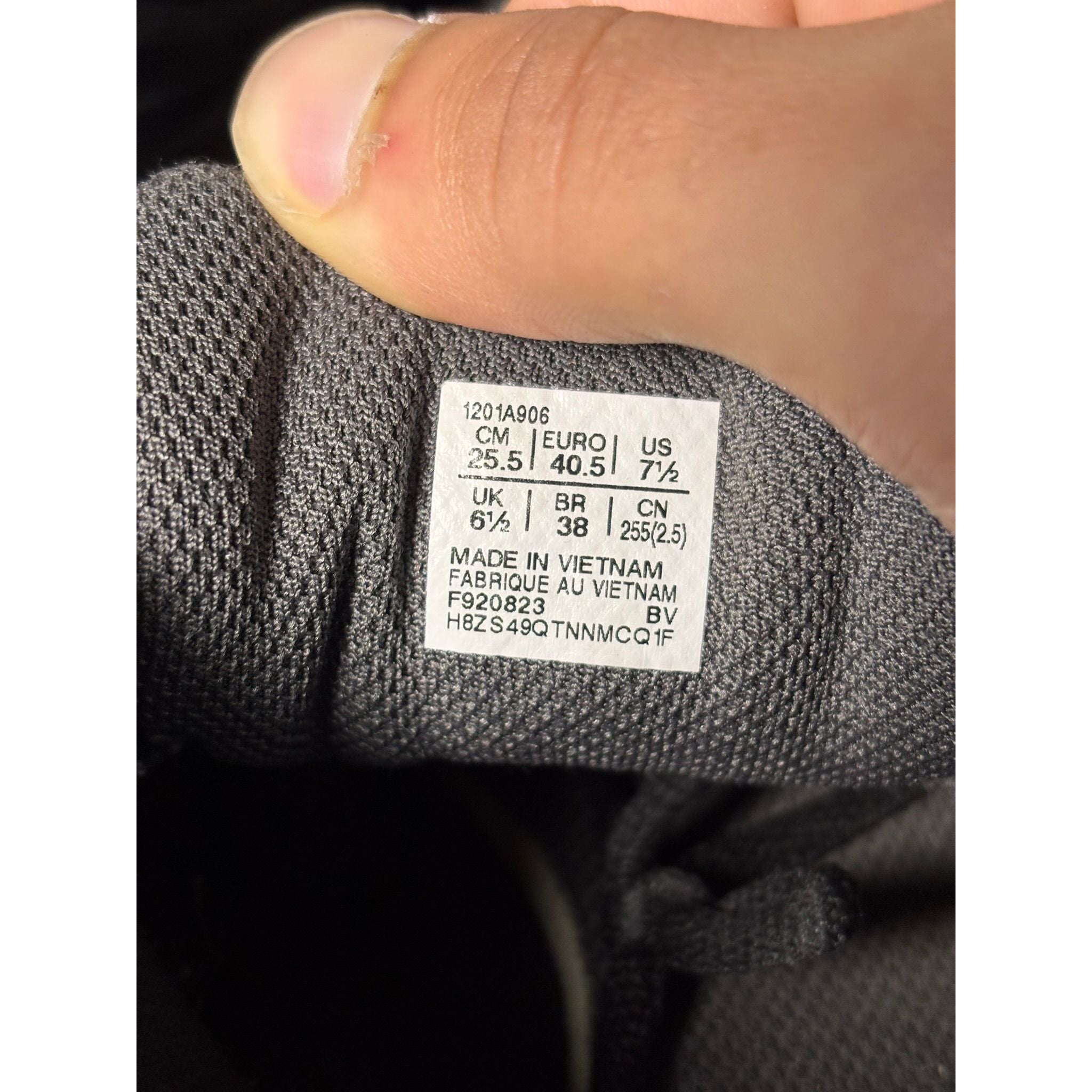 ASICS Gel-1130 "Black Pure Silver" **PRE-OWNED**