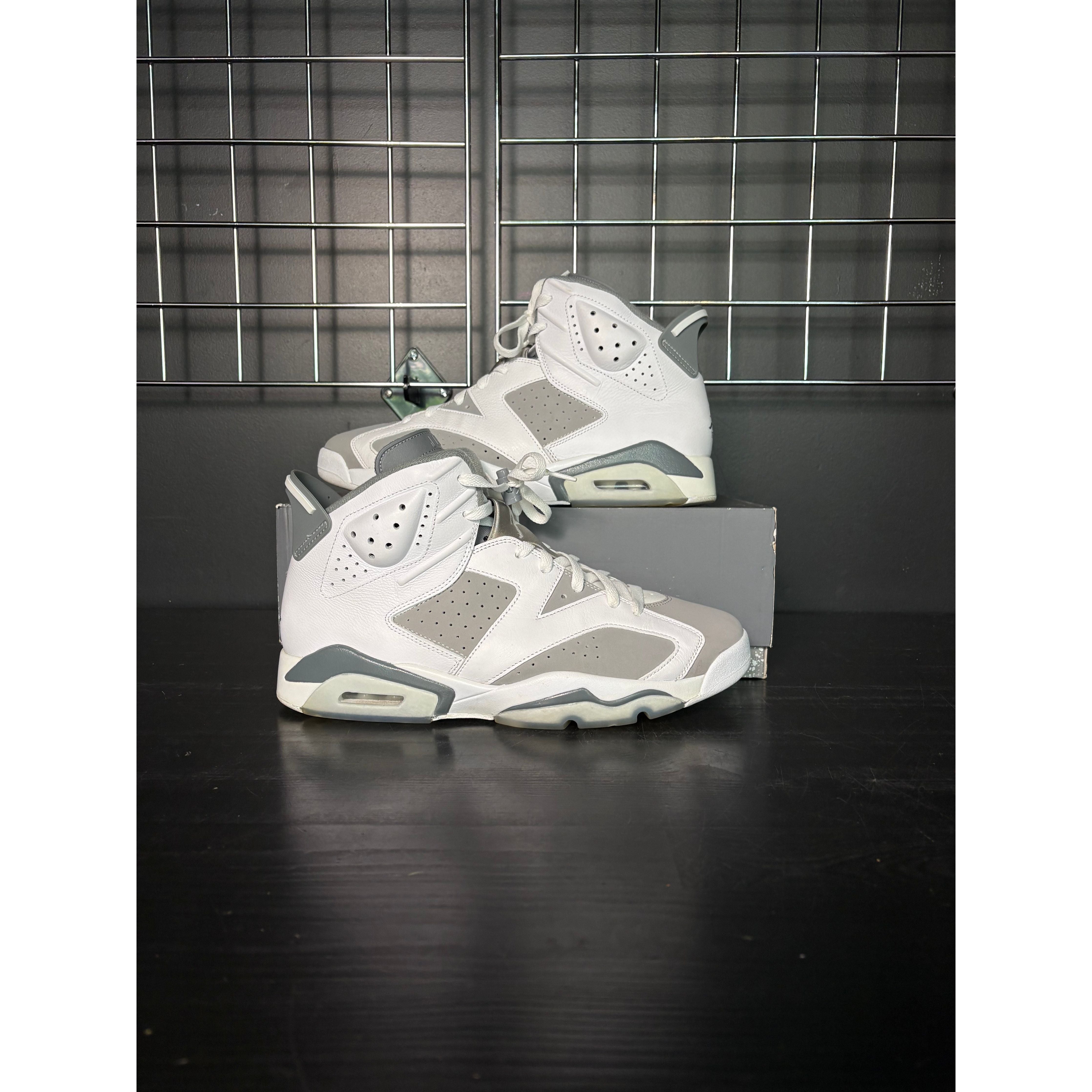 Air Jordan 6 Retro "Cool Grey" **PRE-OWNED**
