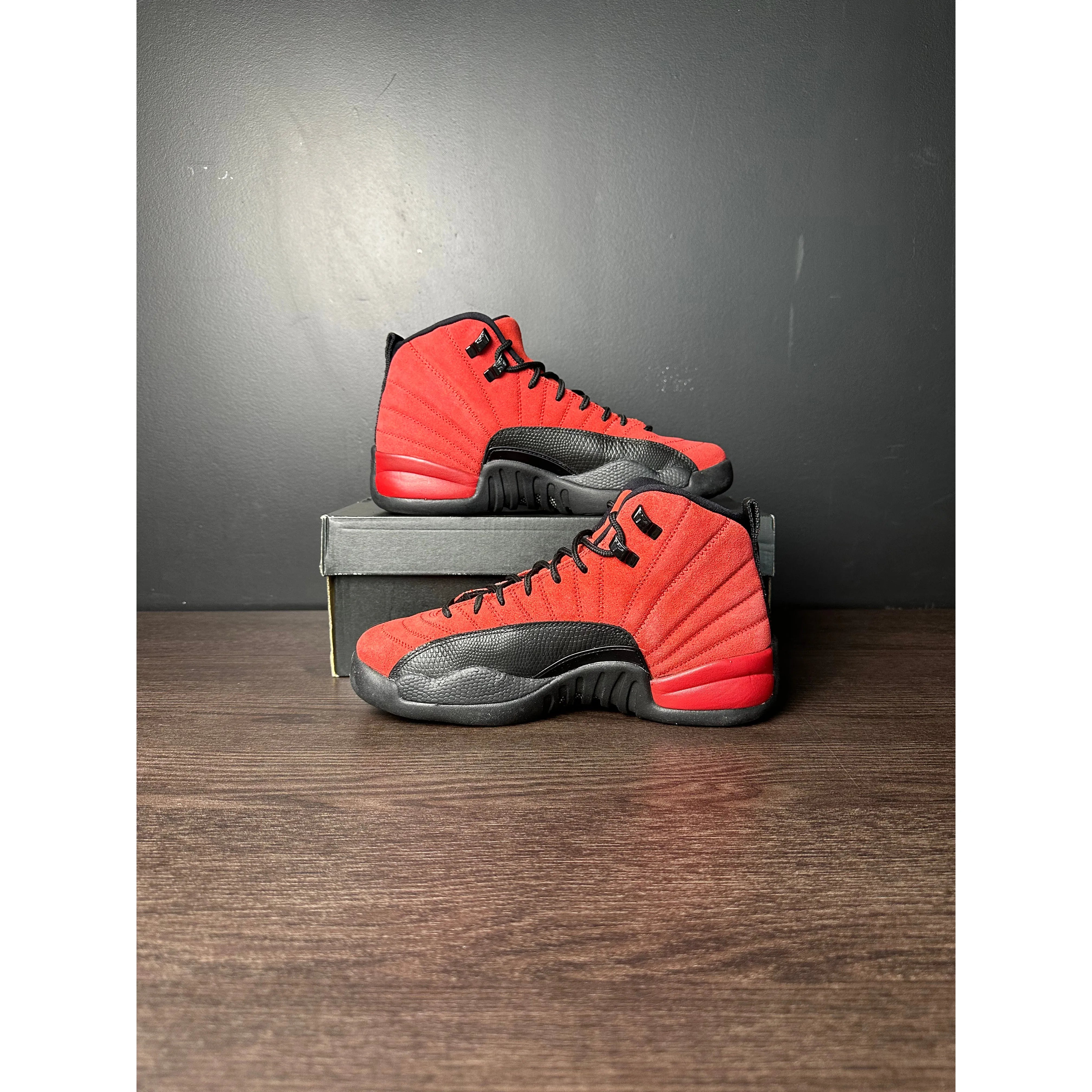 Air Jordan 12 Retro "Reverse Flu Game" (GS) **PRE-OWNED**