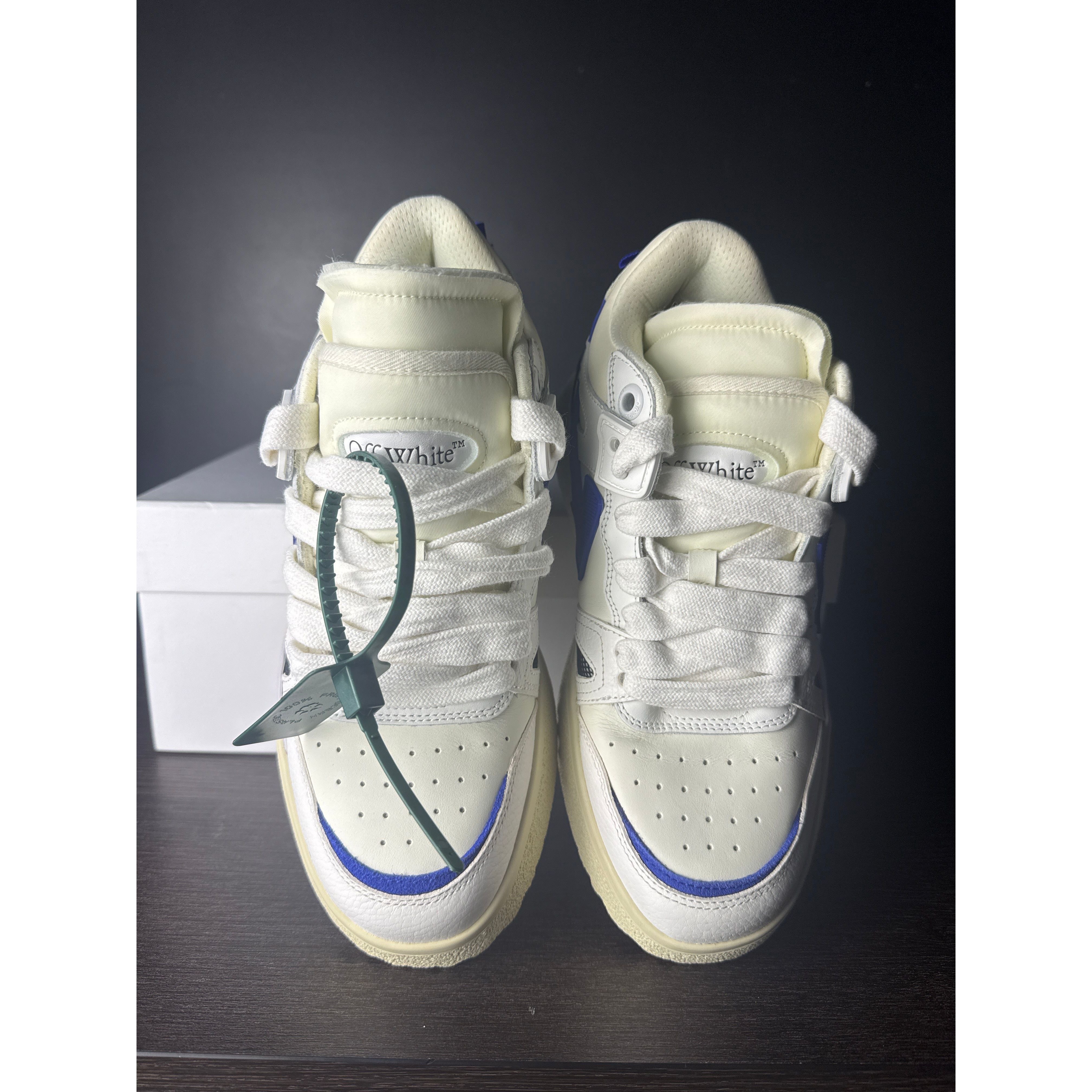 OFF-WHITE Sponge Mid Top "White Blue" **PRE-OWNED**