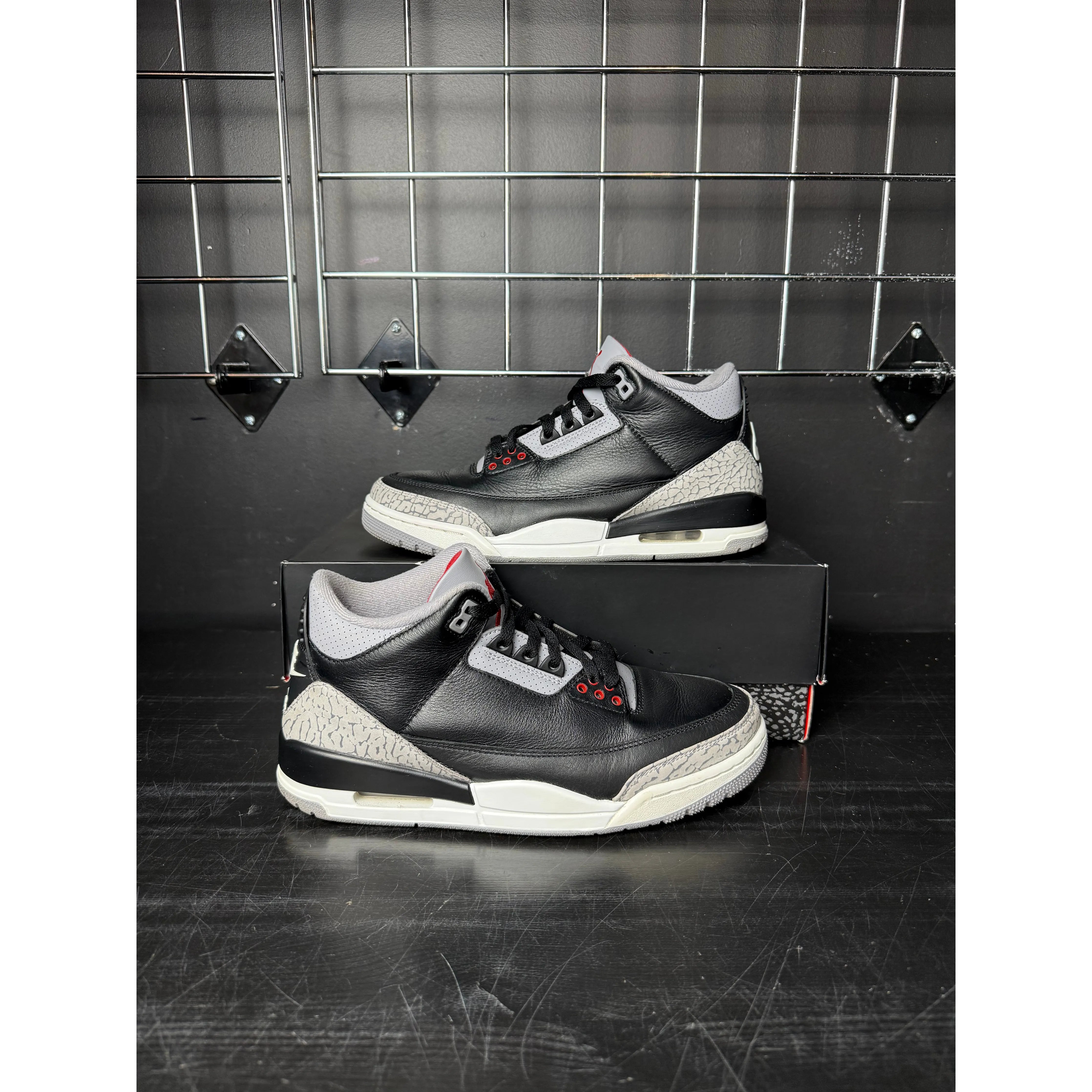 Air Jordan 3 Retro OG "Black Cement" (2024) **PRE-OWNED**