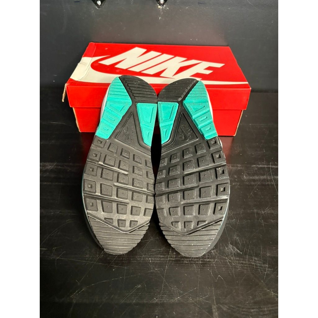 Nike Air Max "Correlate" (Bright Mango) (WMNS) **PRE-OWNED**