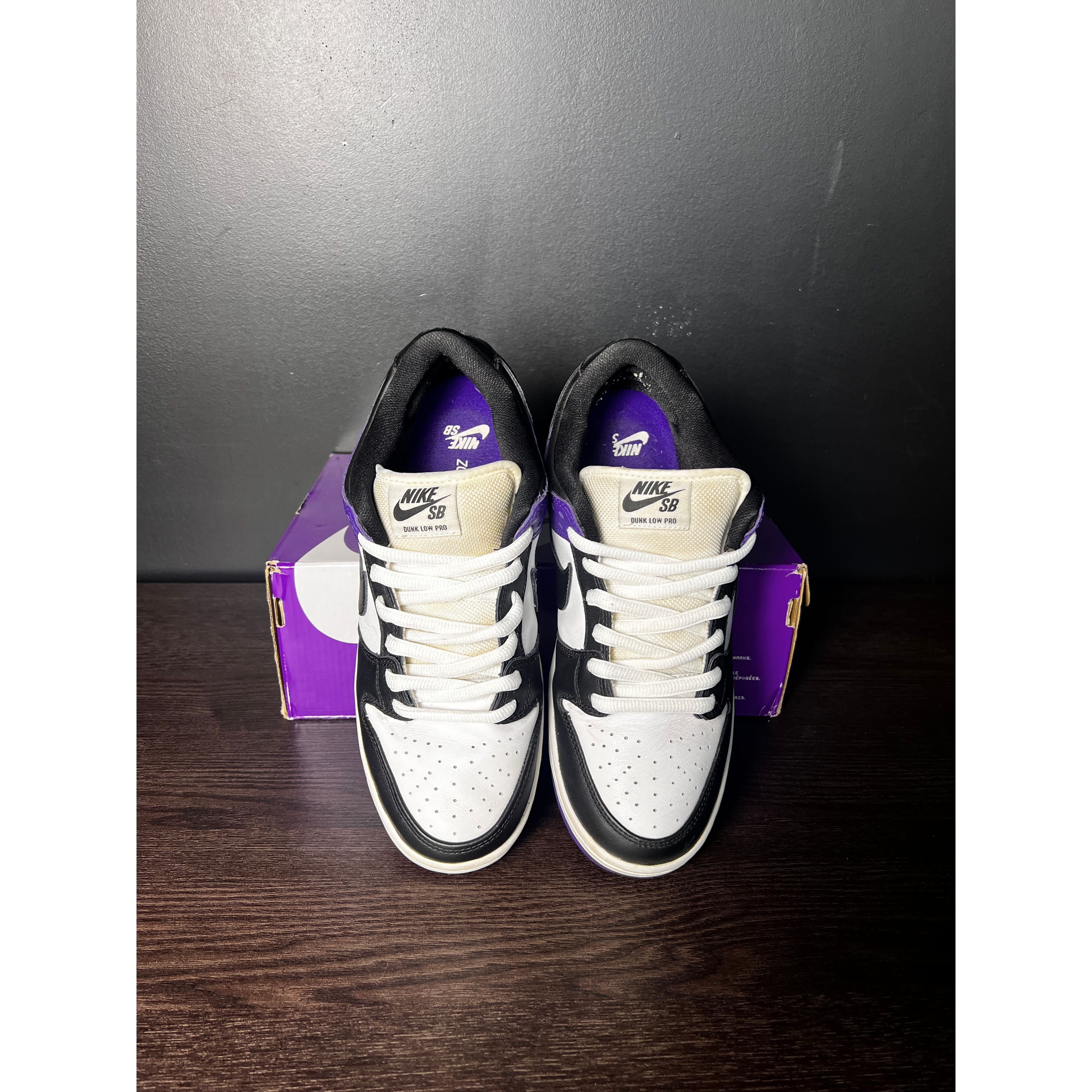 Nike SB Dunk Low "Court Purple" **PRE-OWNED** REP. BOX