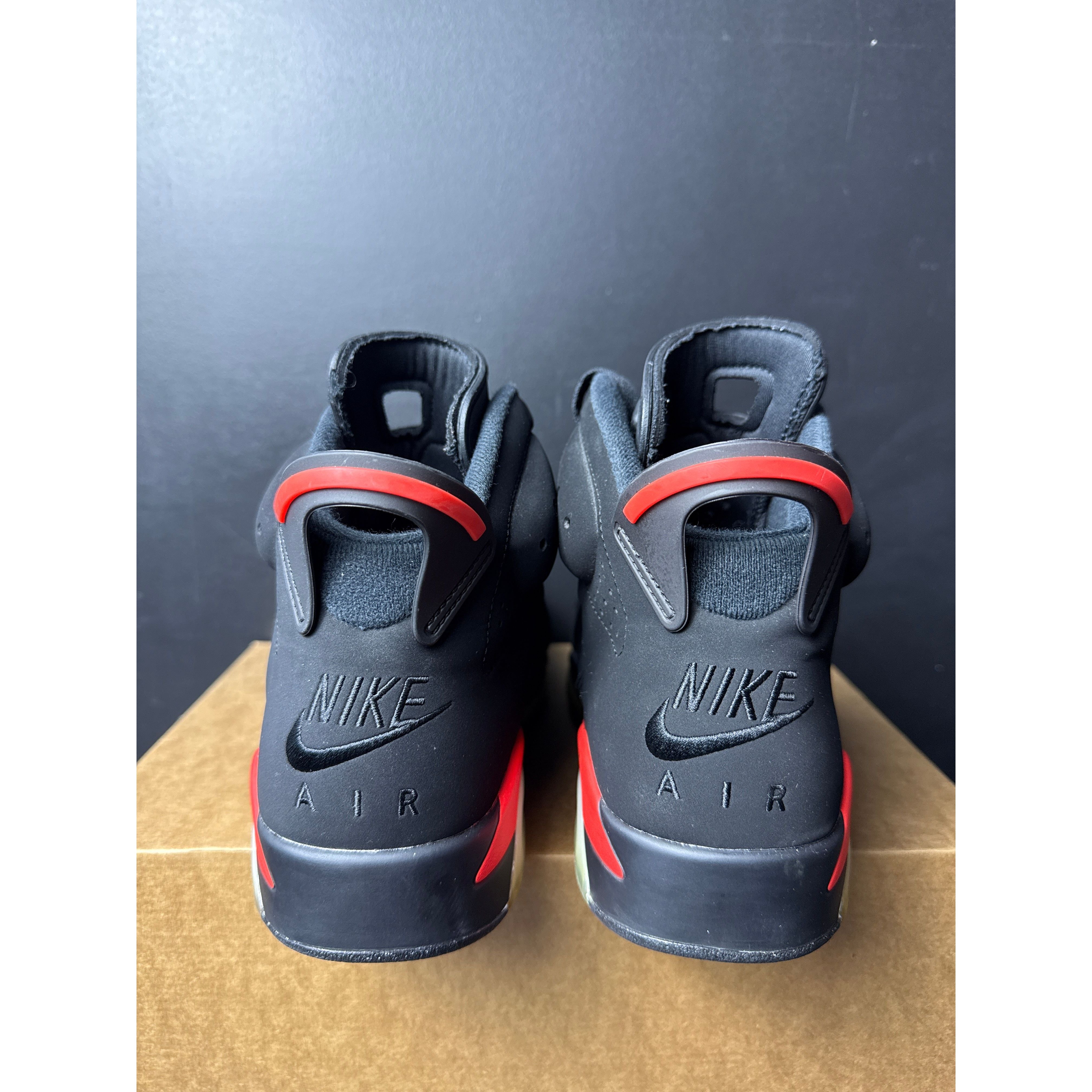 Air Jordan 6 Retro "Black Infrared" (2019)**PRE-OWNED**