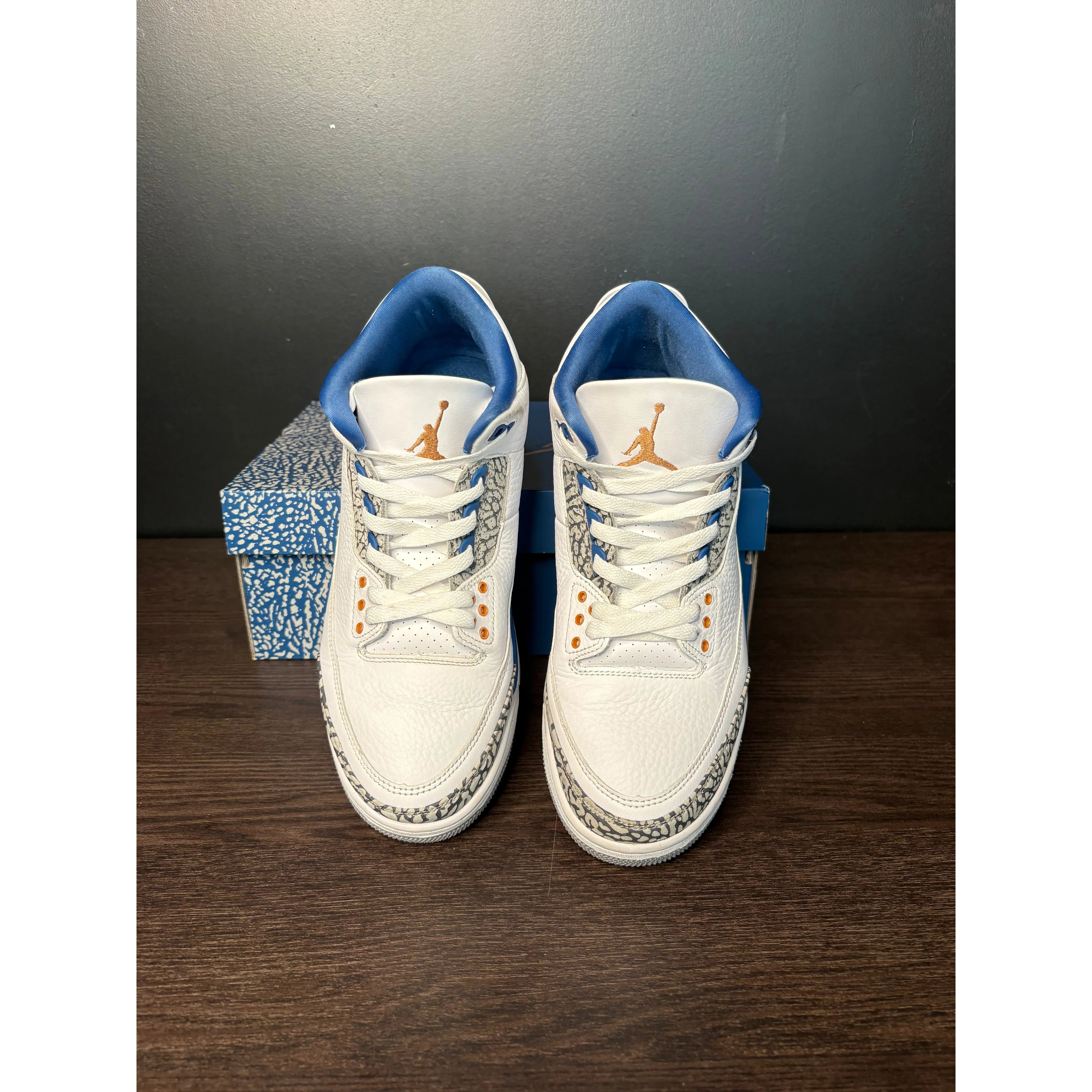Air Jordan 3 Retro "Wizards" **PRE-OWNED**