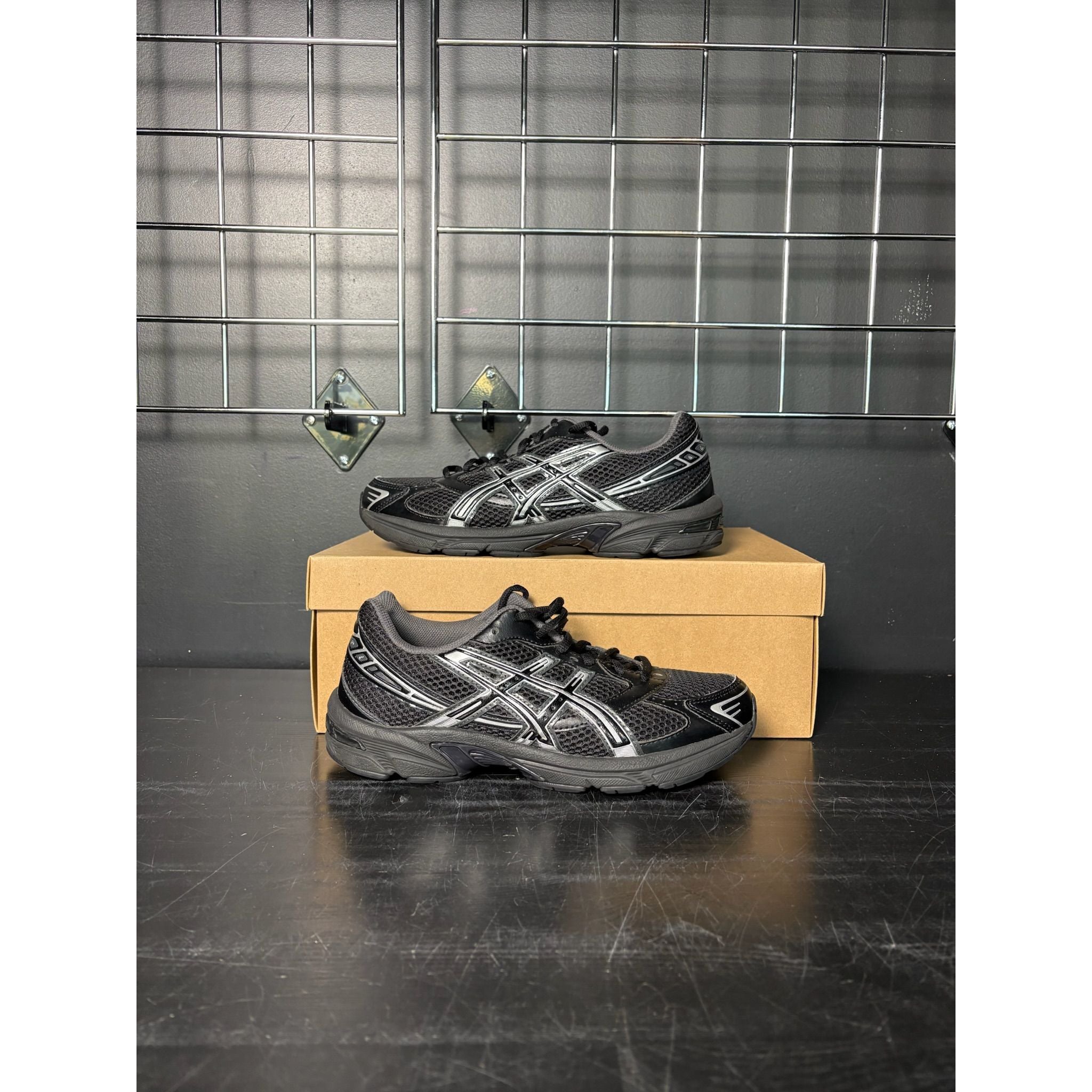 ASICS Gel-1130 "Black Pure Silver" **PRE-OWNED**