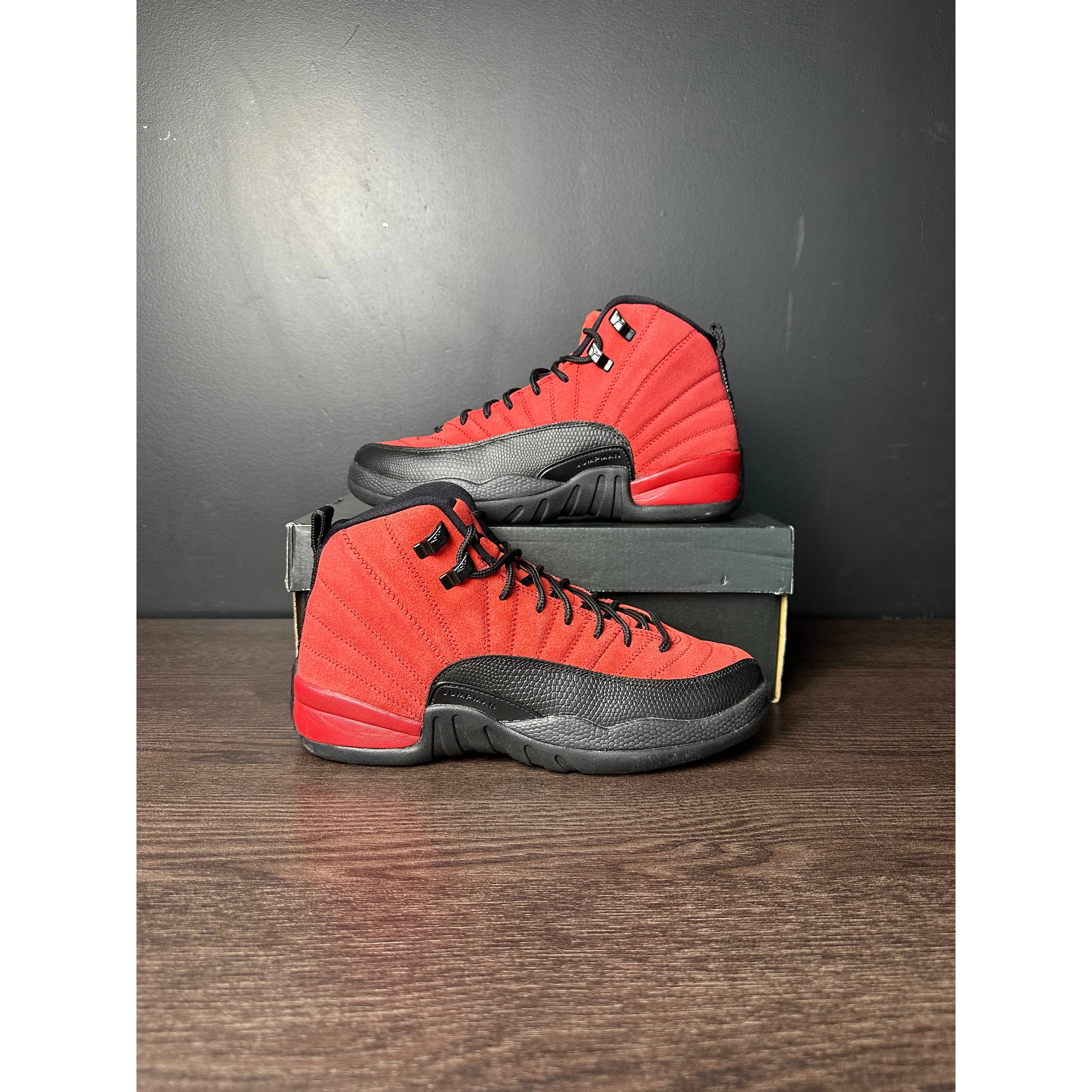 Air Jordan 12 Retro "Reverse Flu Game" (GS) **PRE-OWNED**