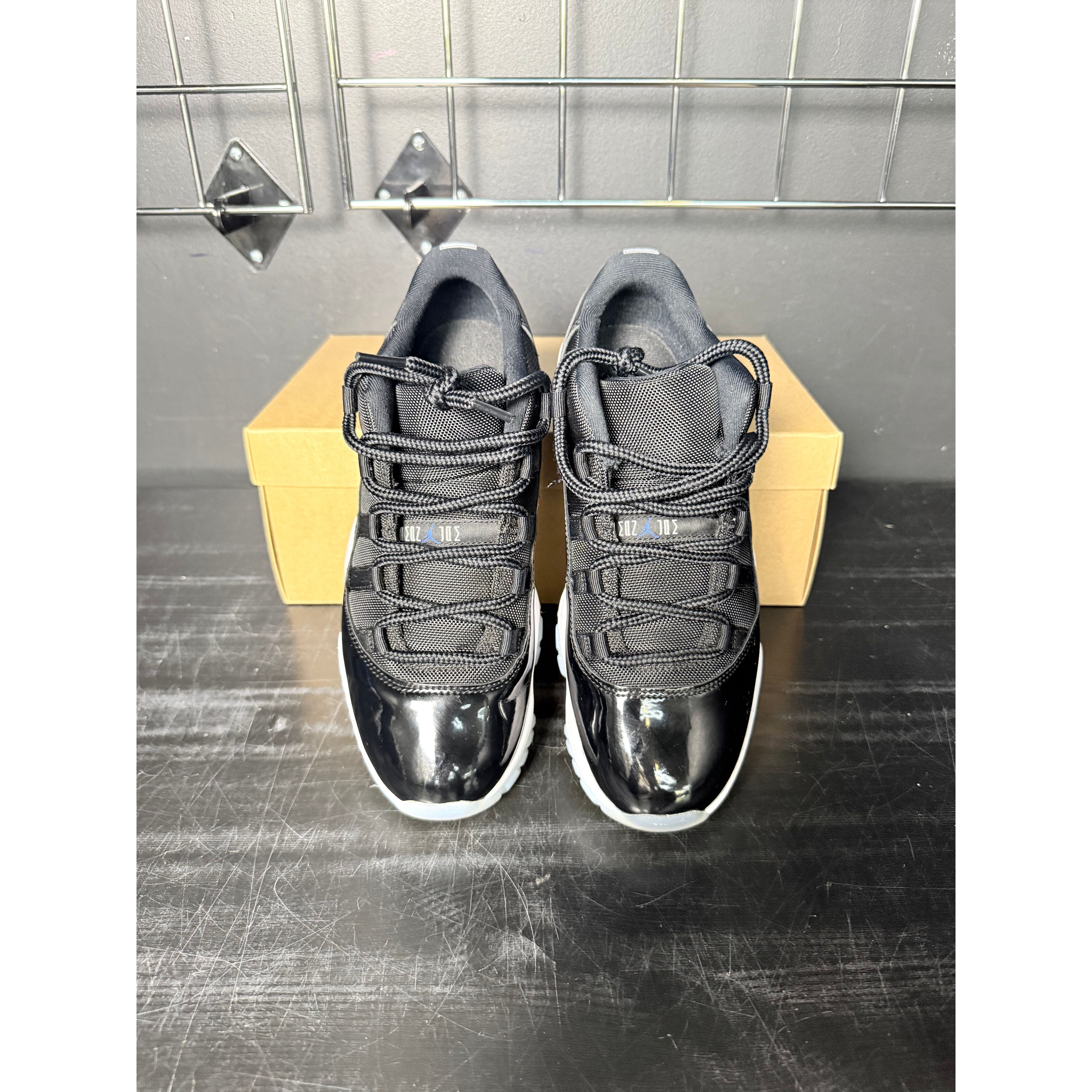 Air Jordan 11 Retro Low "Space Jam" **PRE-OWNED** **REP. BOX**